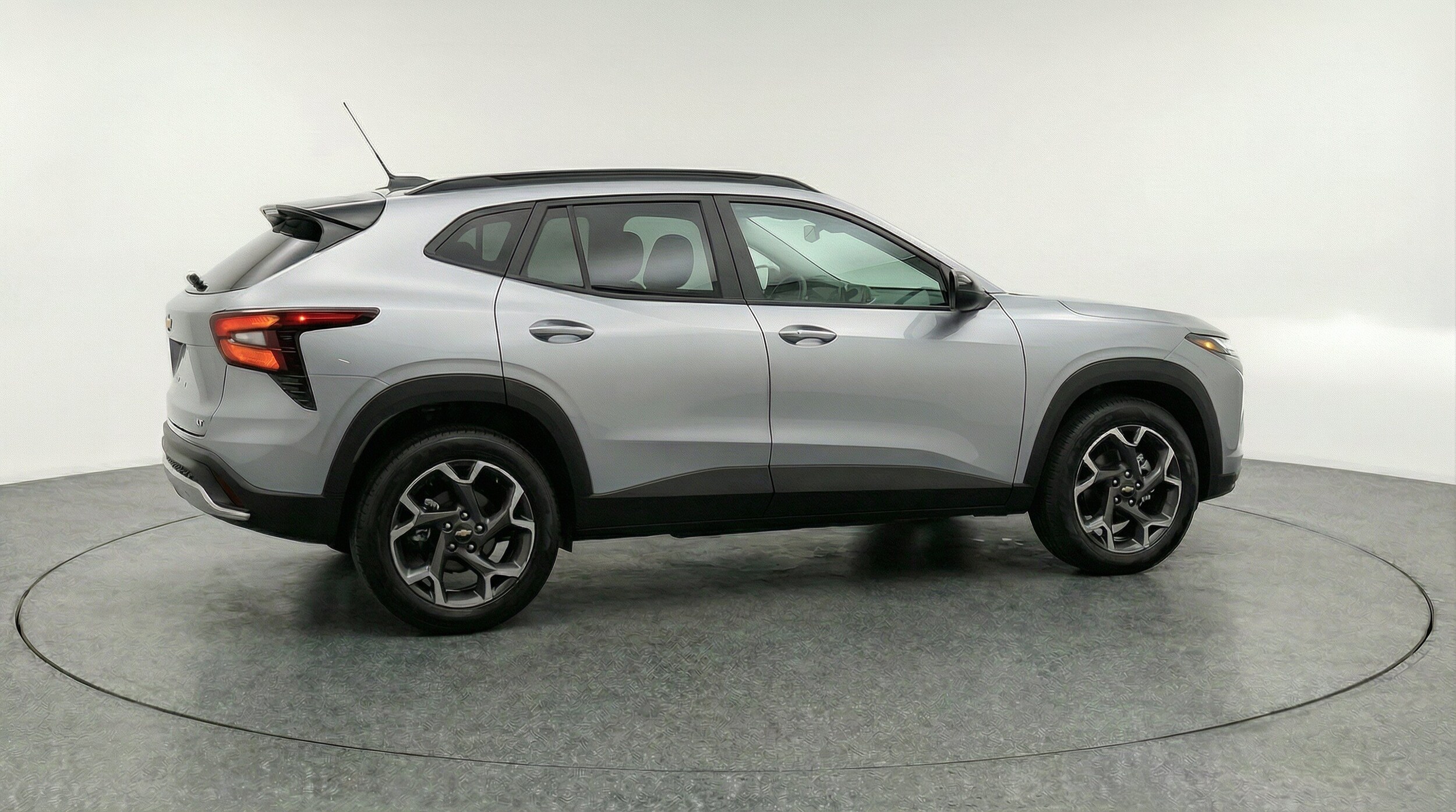 Thumbnail: 2025 Chevrolet Trax - 9