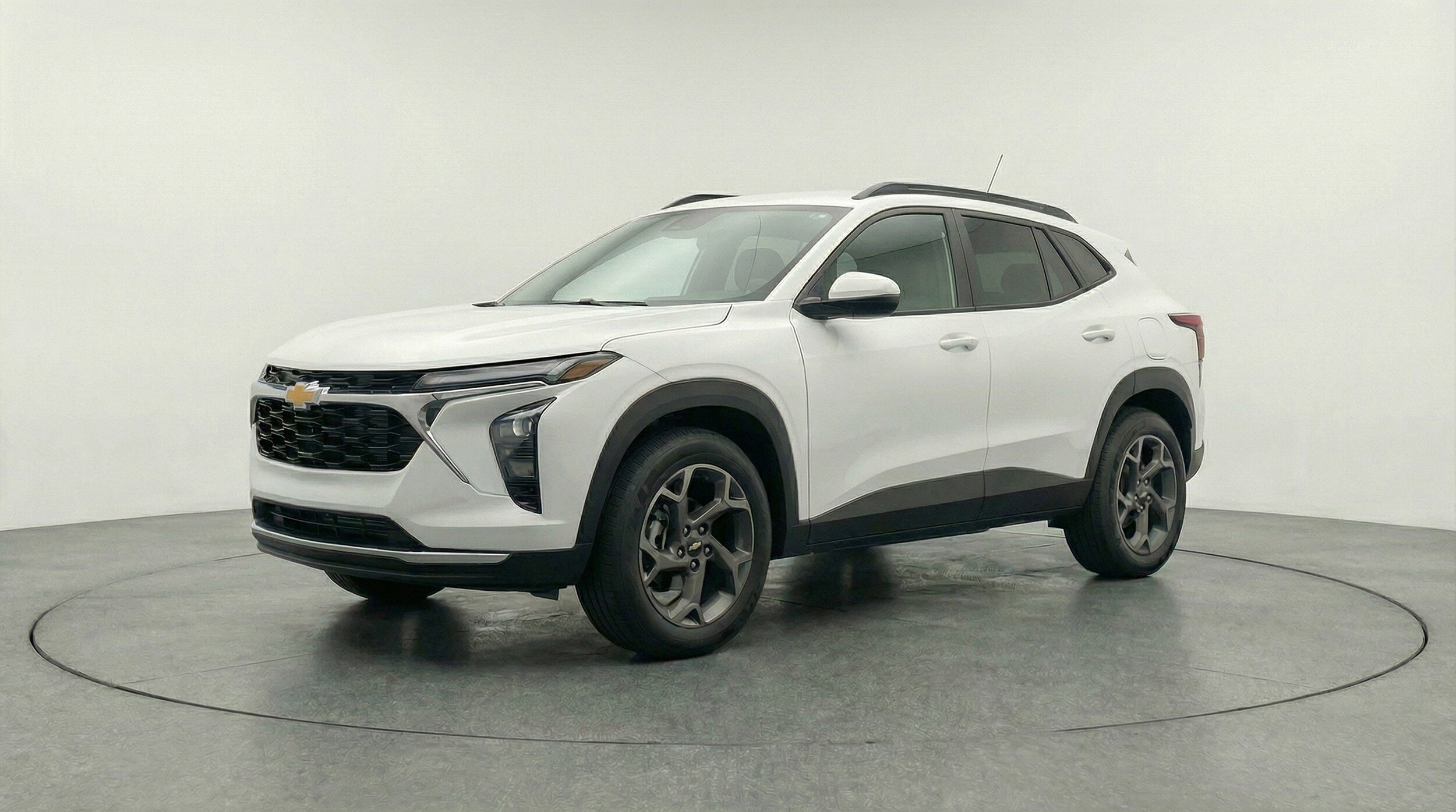 Thumbnail: 2025 Chevrolet Trax - 3