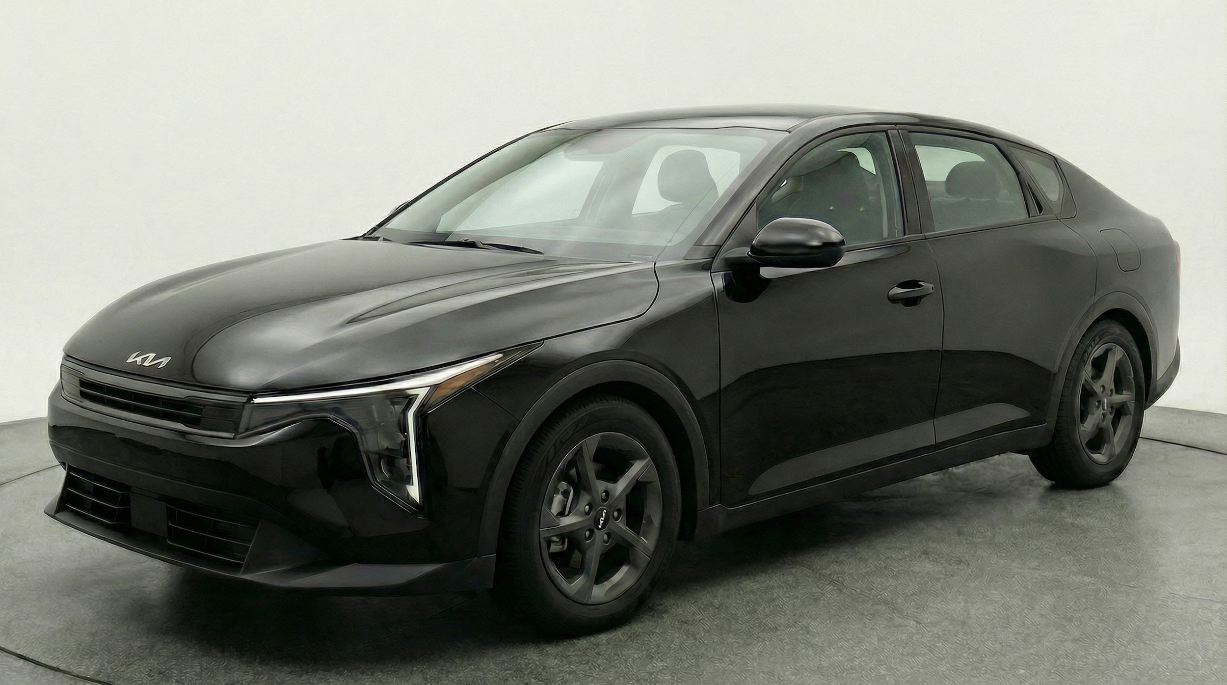 Thumbnail: 2025 Kia K4 - 3