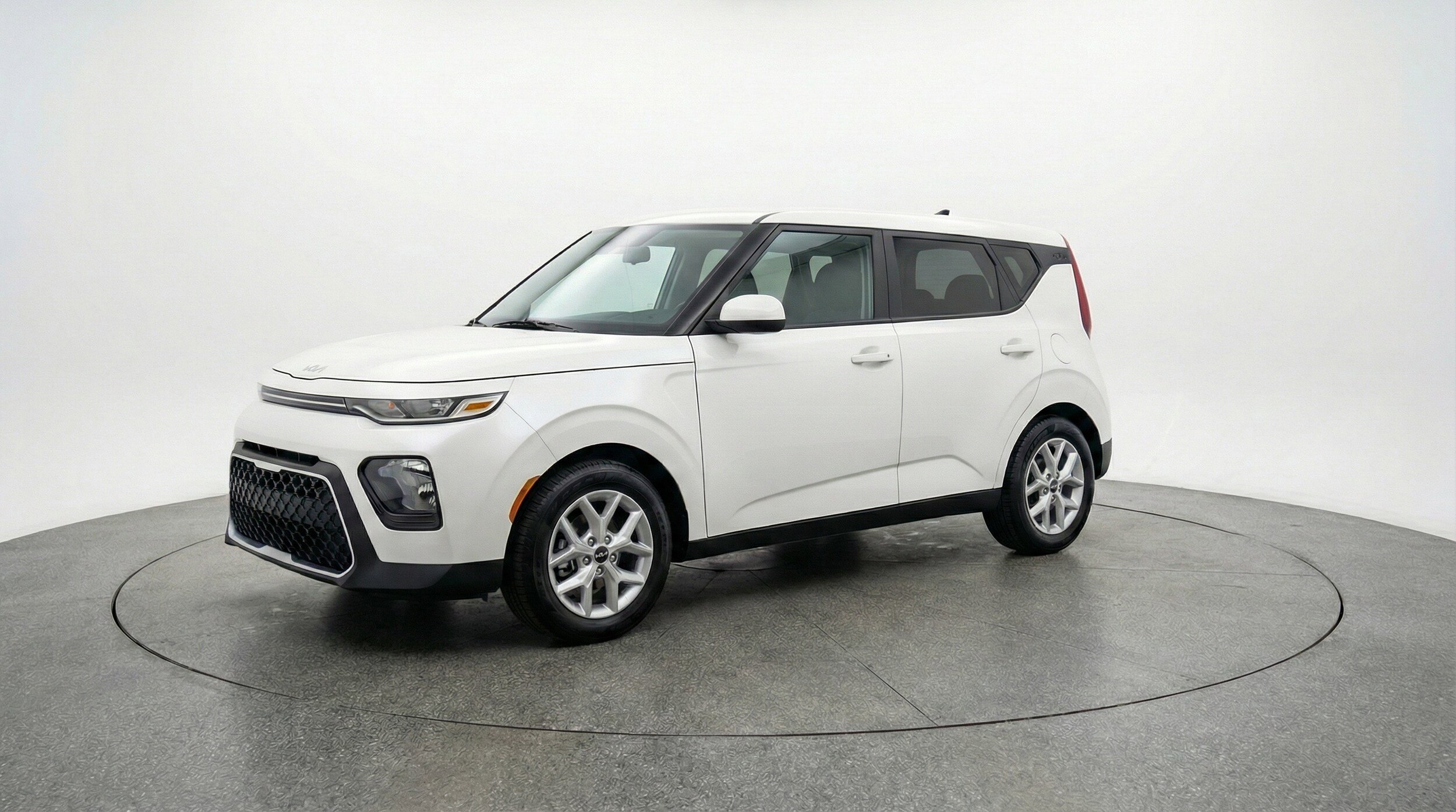 Thumbnail: 2025 Kia Soul - 3