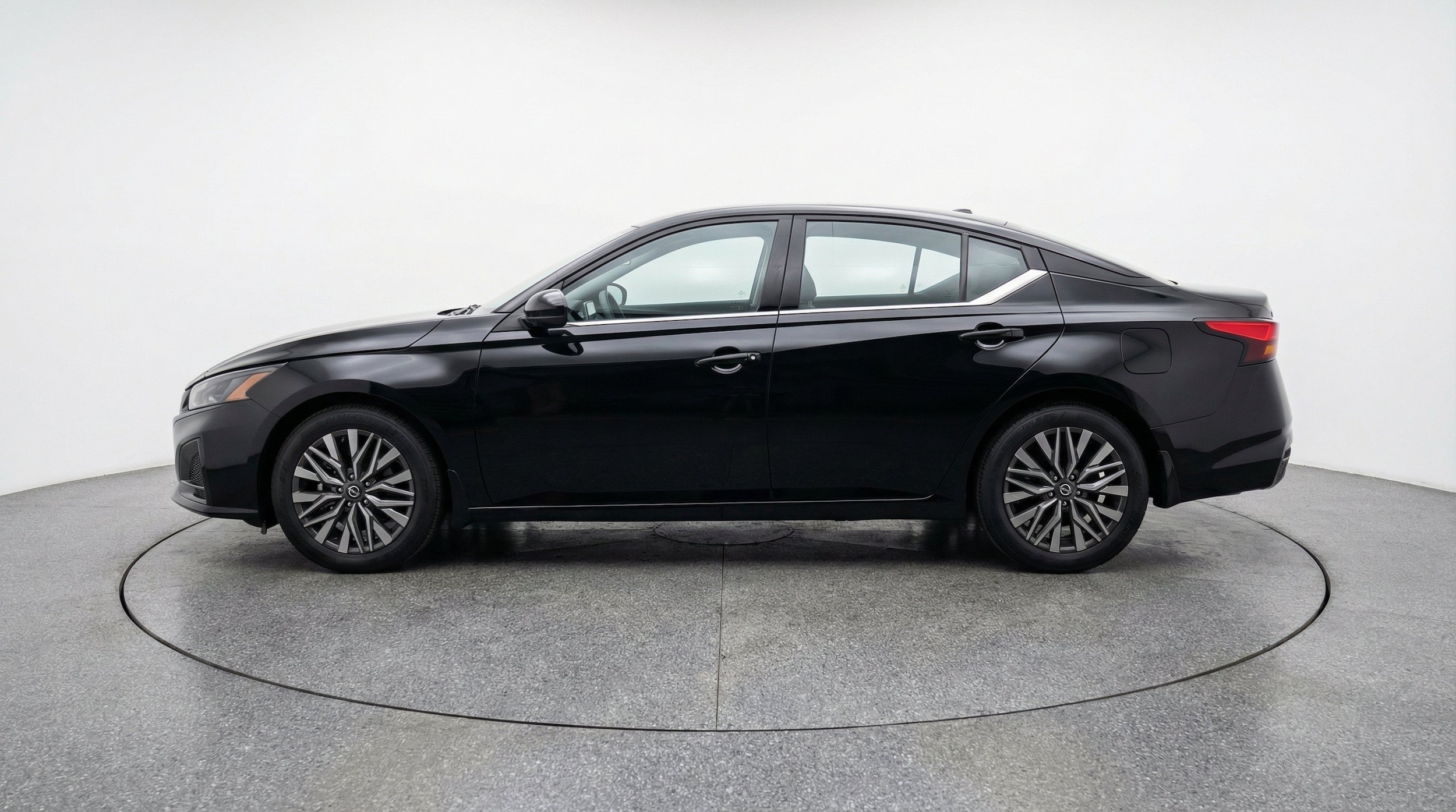 Thumbnail: 2026 Nissan Altima - 5