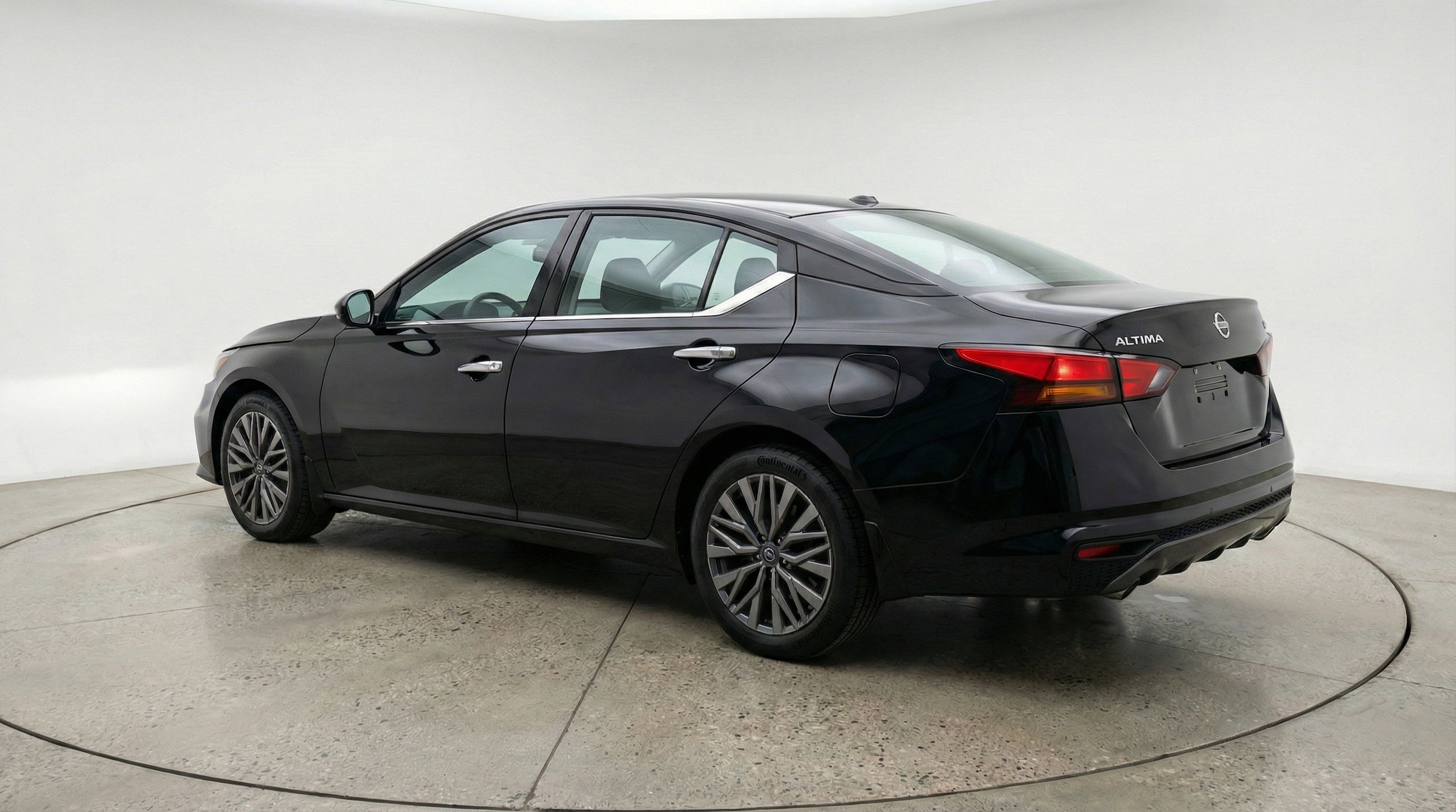 Thumbnail: 2025 Nissan Altima - 6
