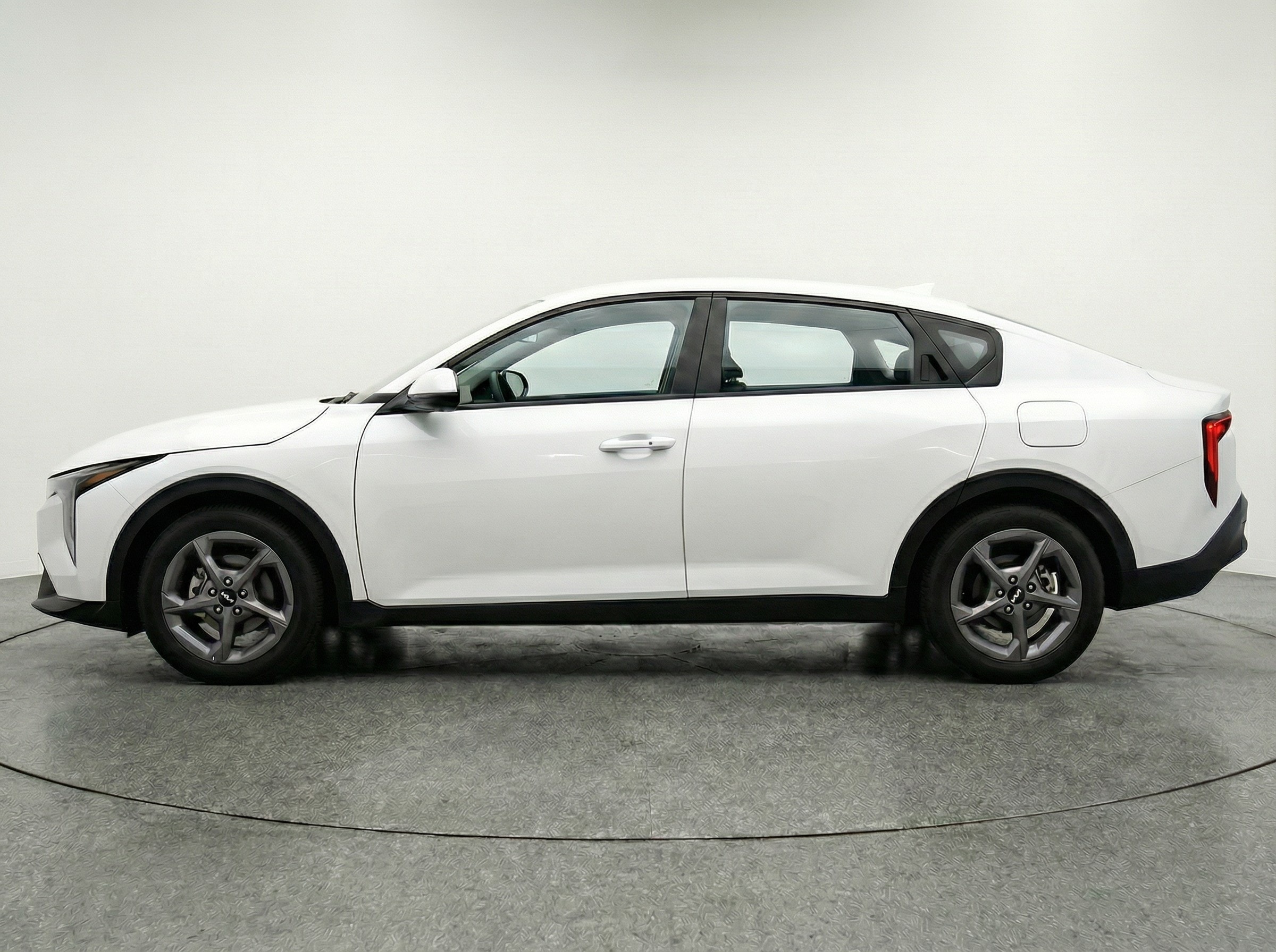 Thumbnail: 2025 Kia K4 - 4