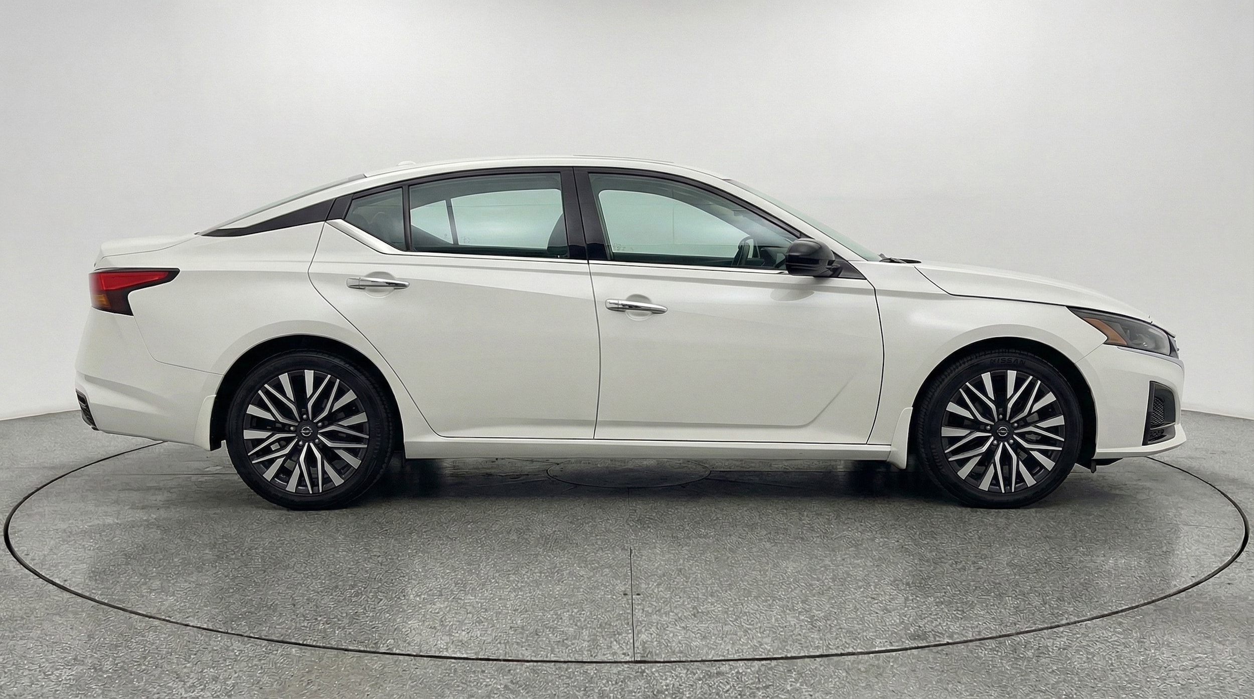 Thumbnail: 2025 Nissan Altima - 11