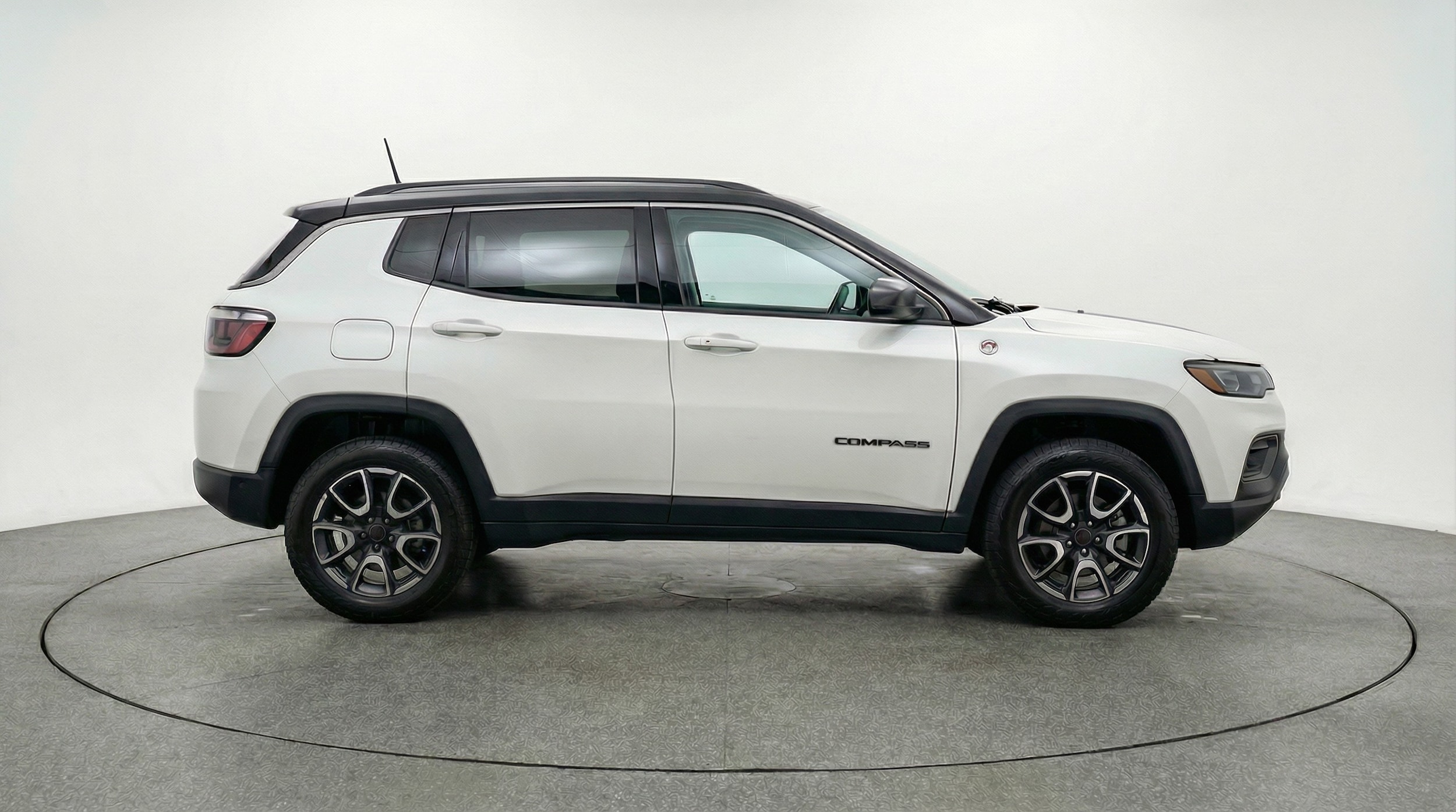 Thumbnail: 2025 Jeep Compass - 8