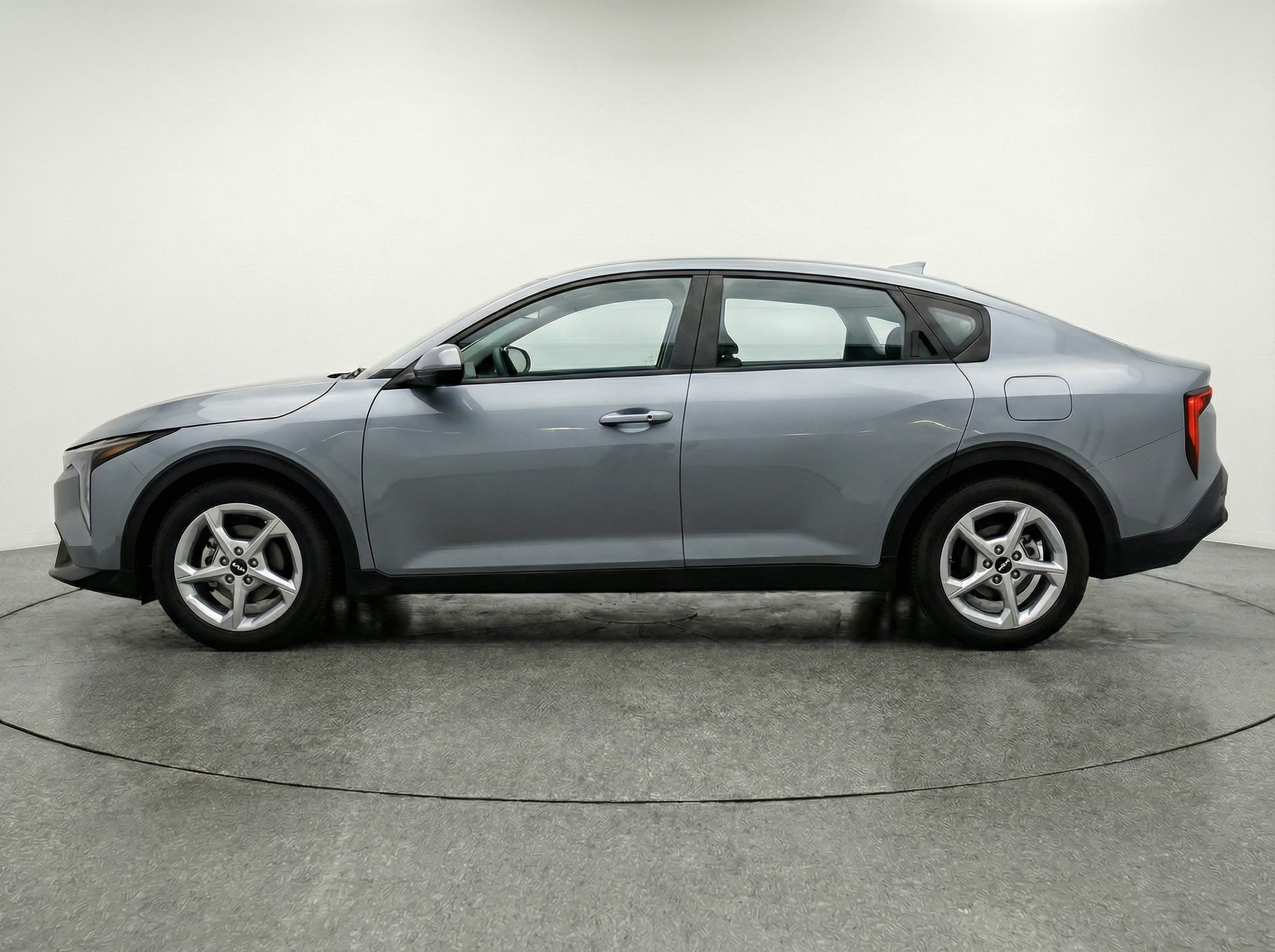 Thumbnail: 2025 Kia K4 - 4