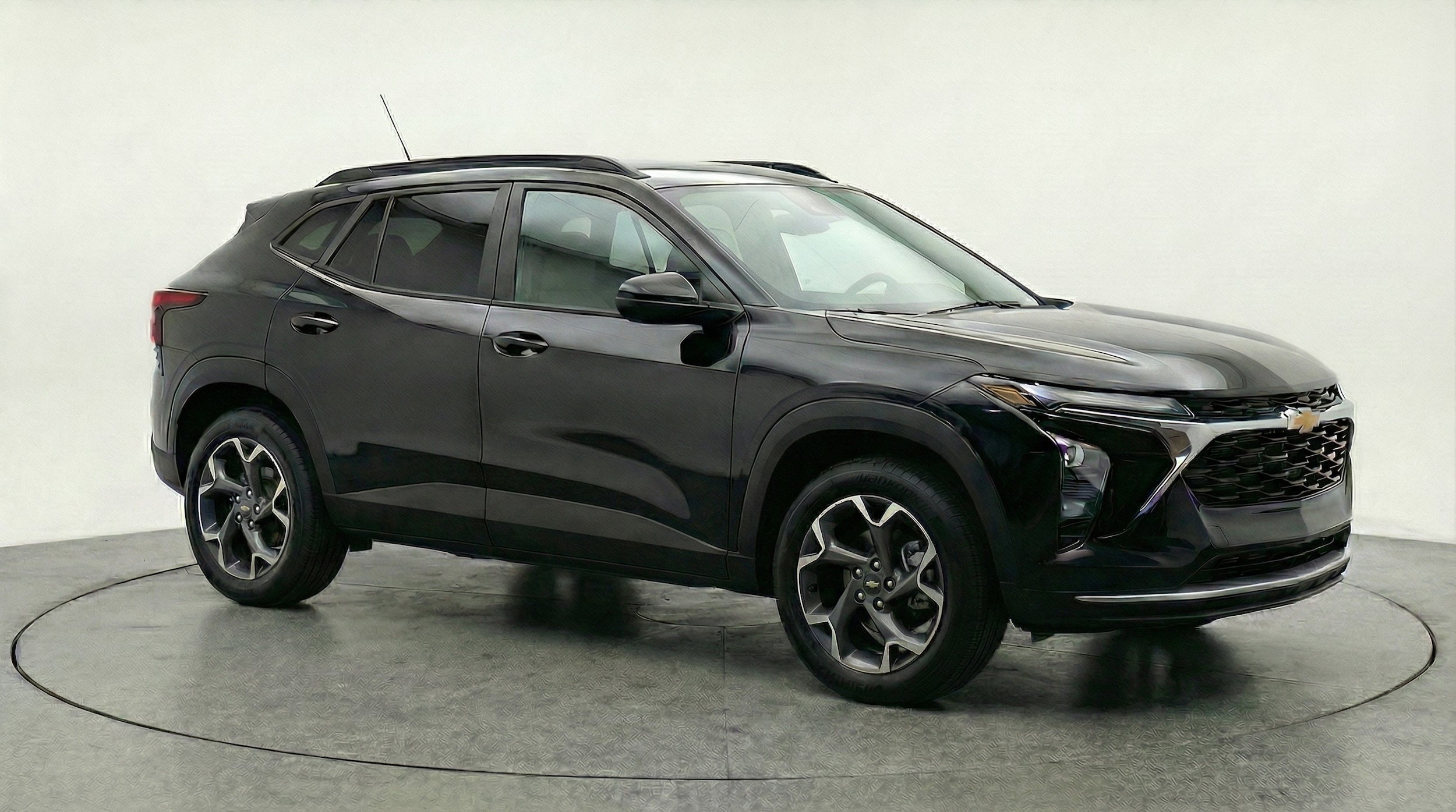 Thumbnail: 2025 Chevrolet Trax - 1