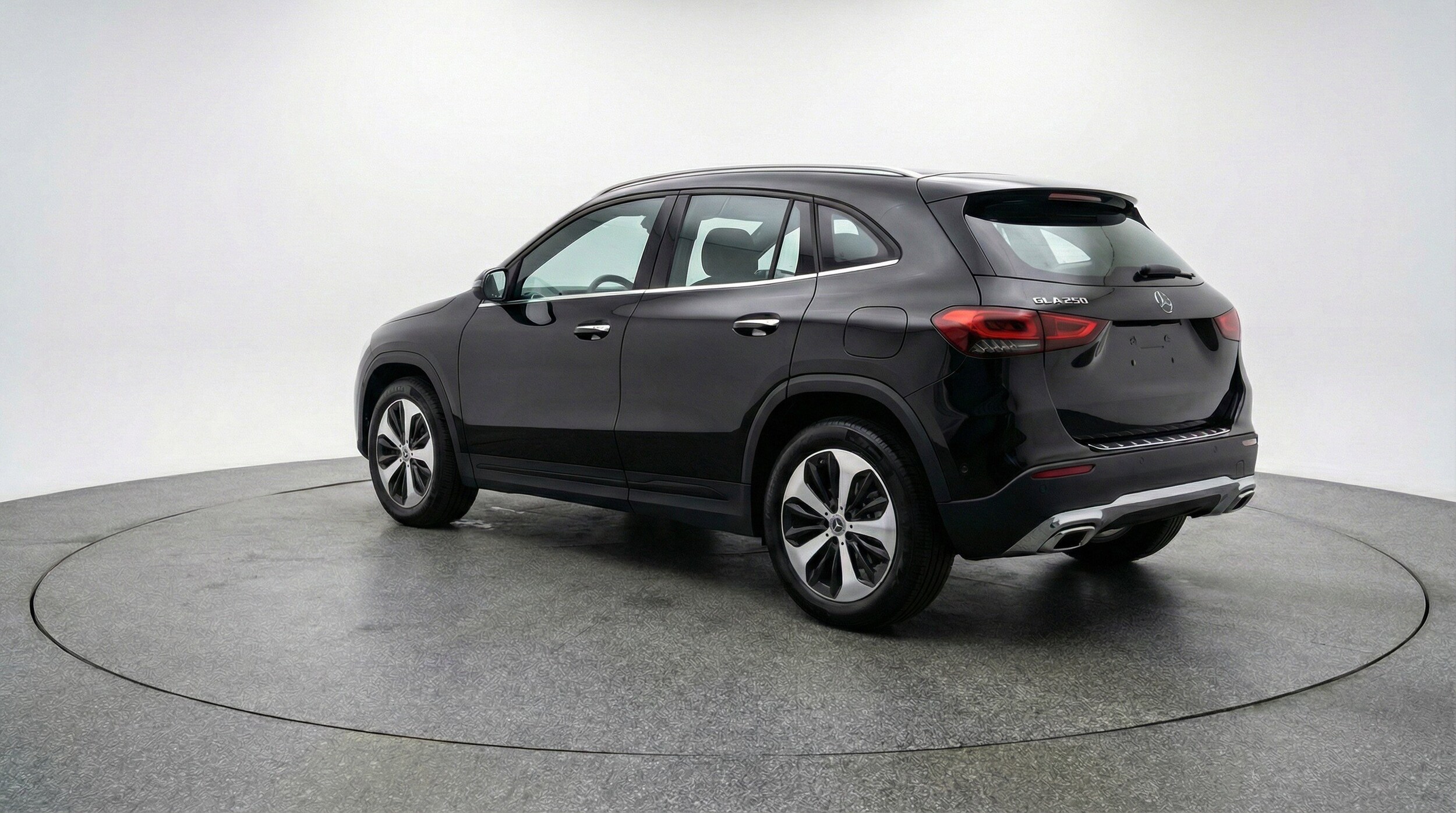 Thumbnail: 2025 Mercedes-Benz GLA - 6