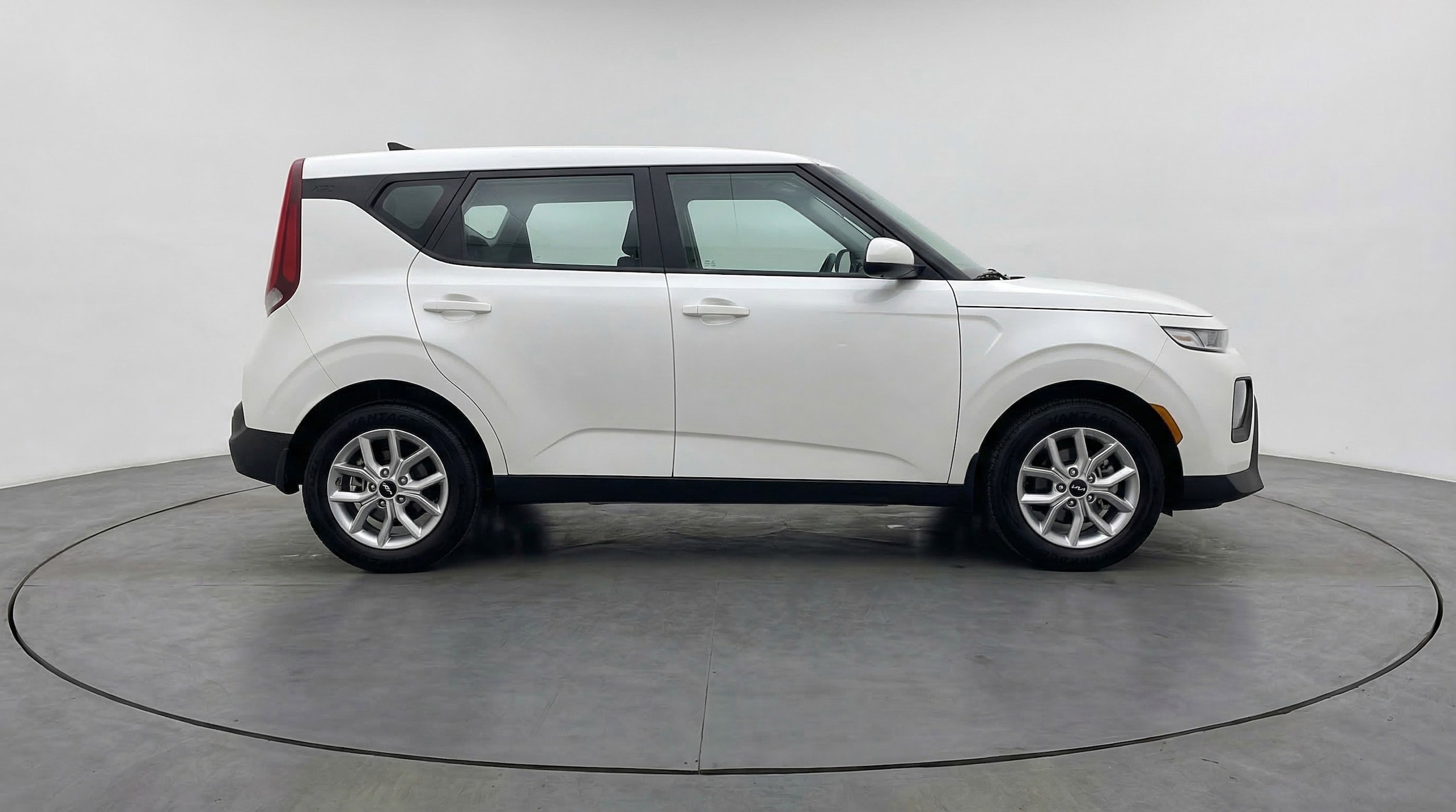 Thumbnail: 2025 Kia Soul - 11