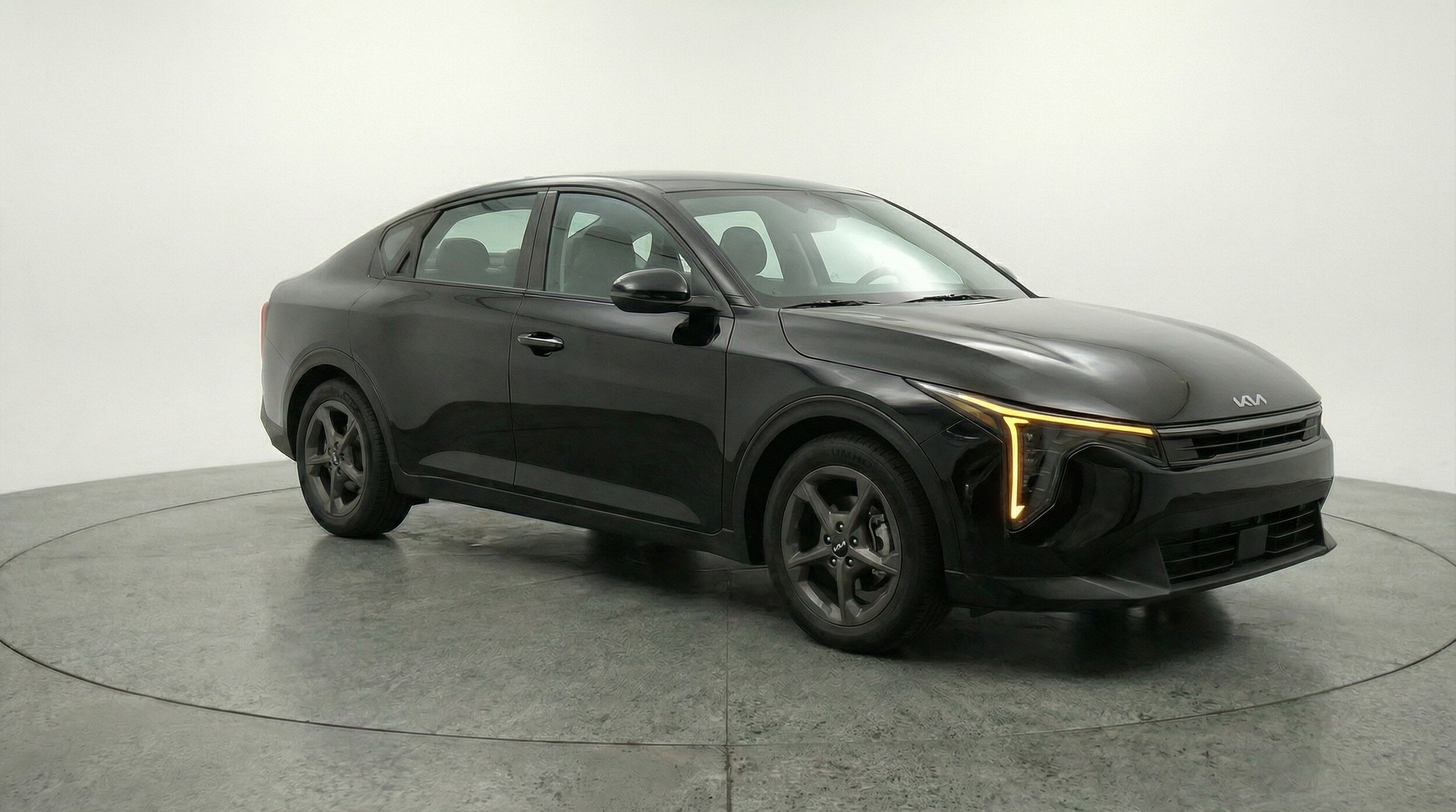 Thumbnail: 2025 Kia K4 - 1