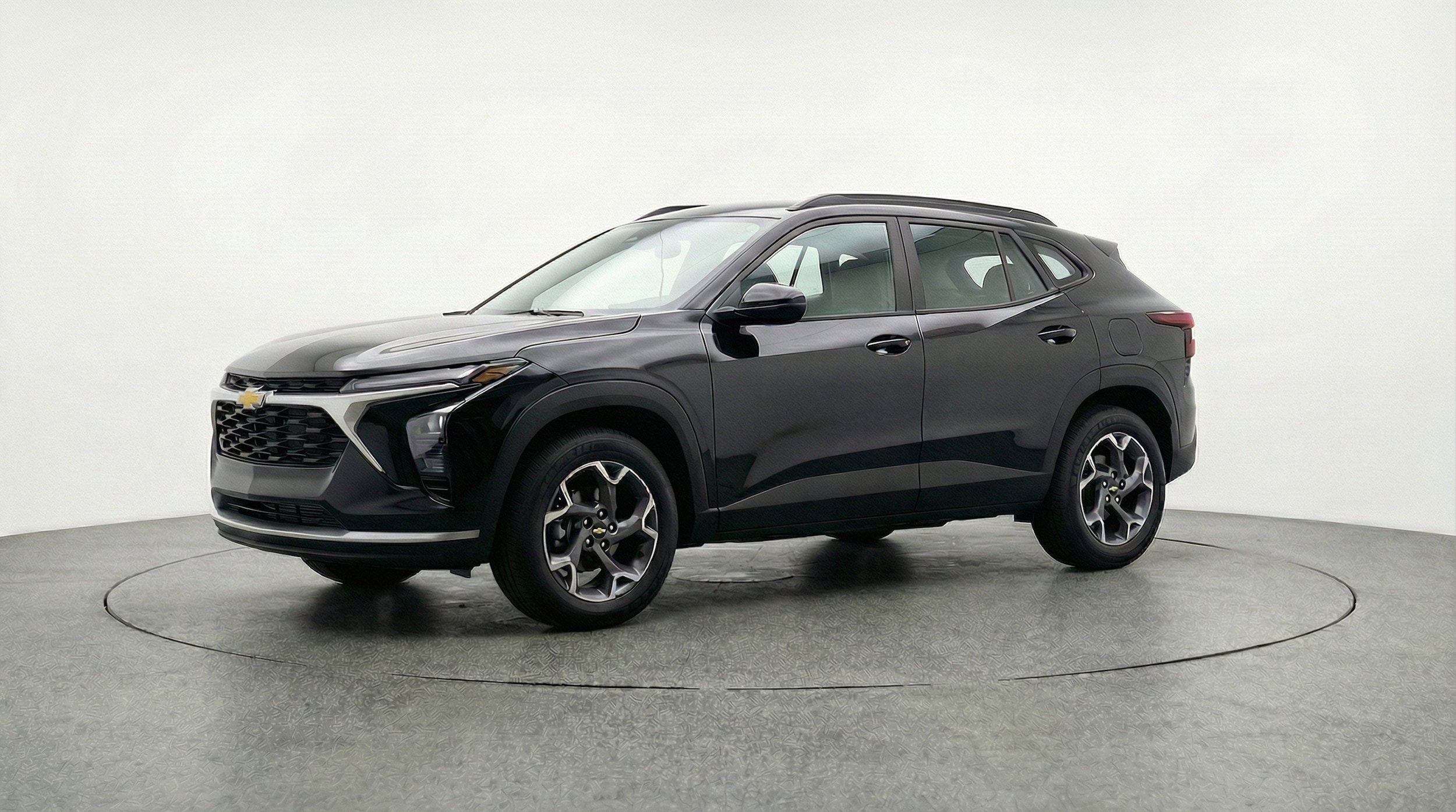 Thumbnail: 2025 Chevrolet Trax - 3