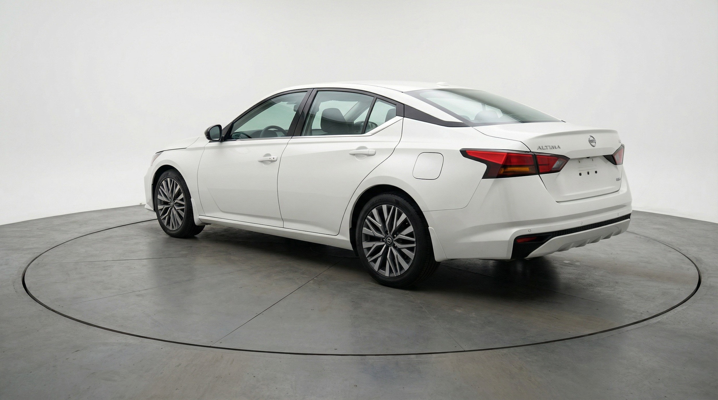 Thumbnail: 2025 Nissan Altima - 6