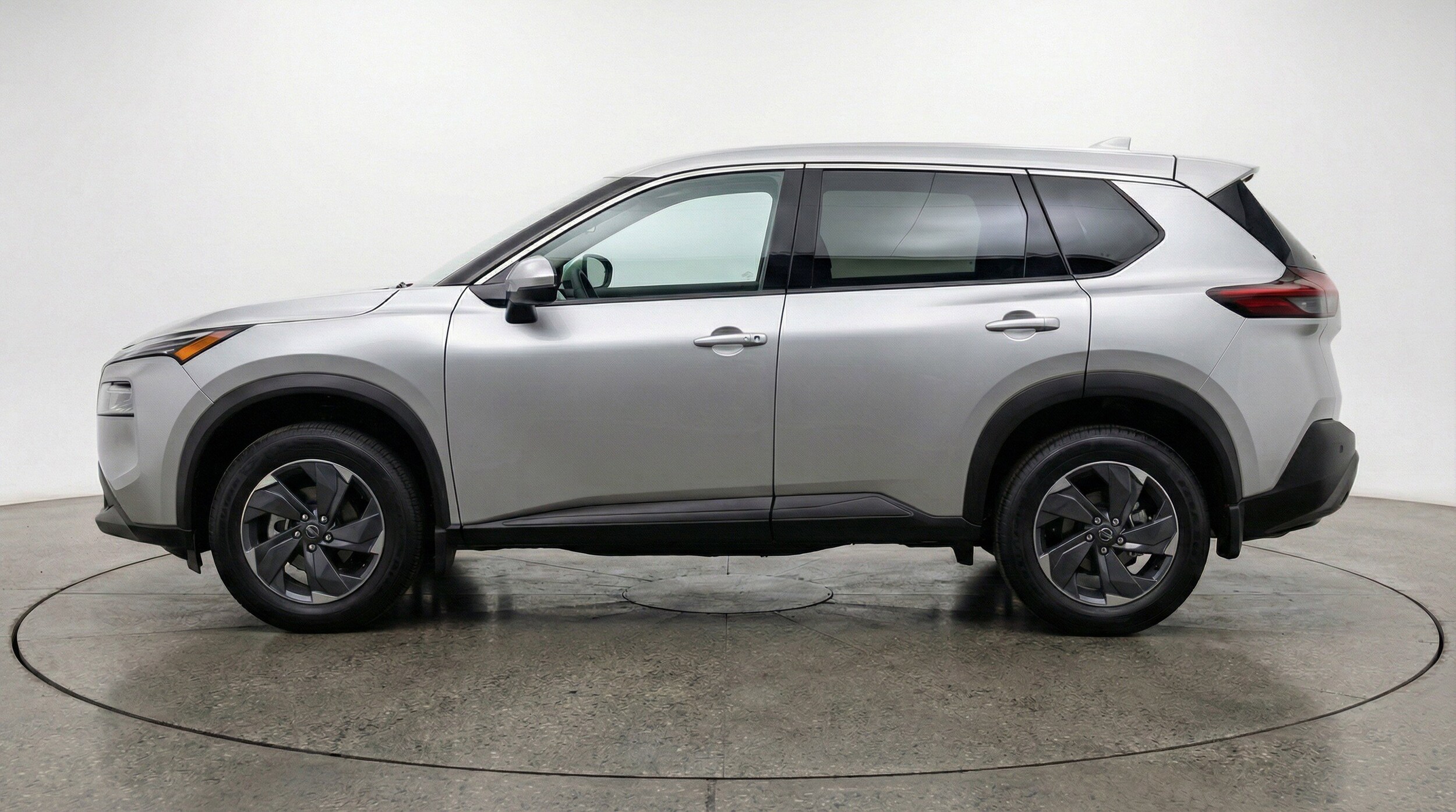 Thumbnail: 2025 Nissan Rogue - 5