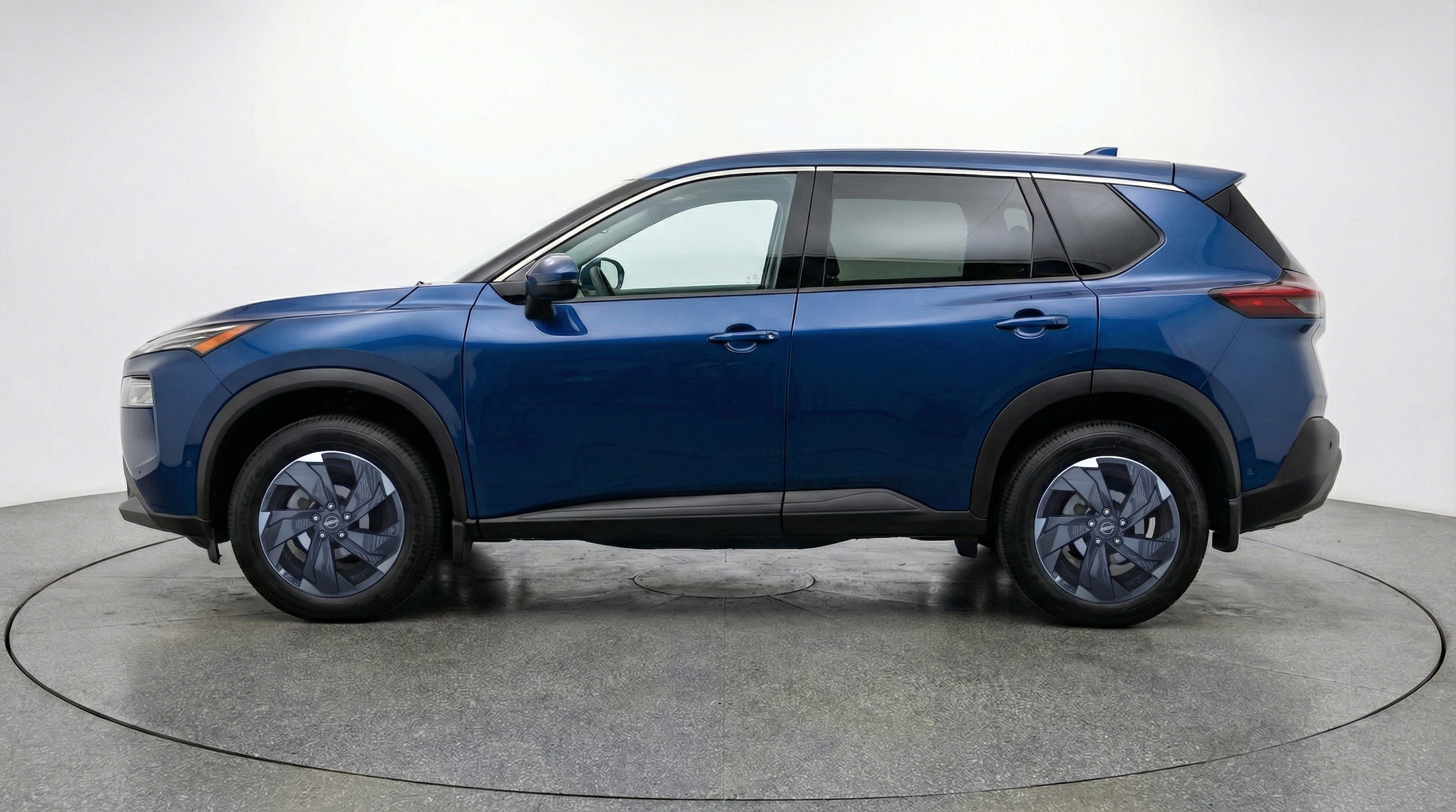 Thumbnail: 2025 Nissan Rogue - 4