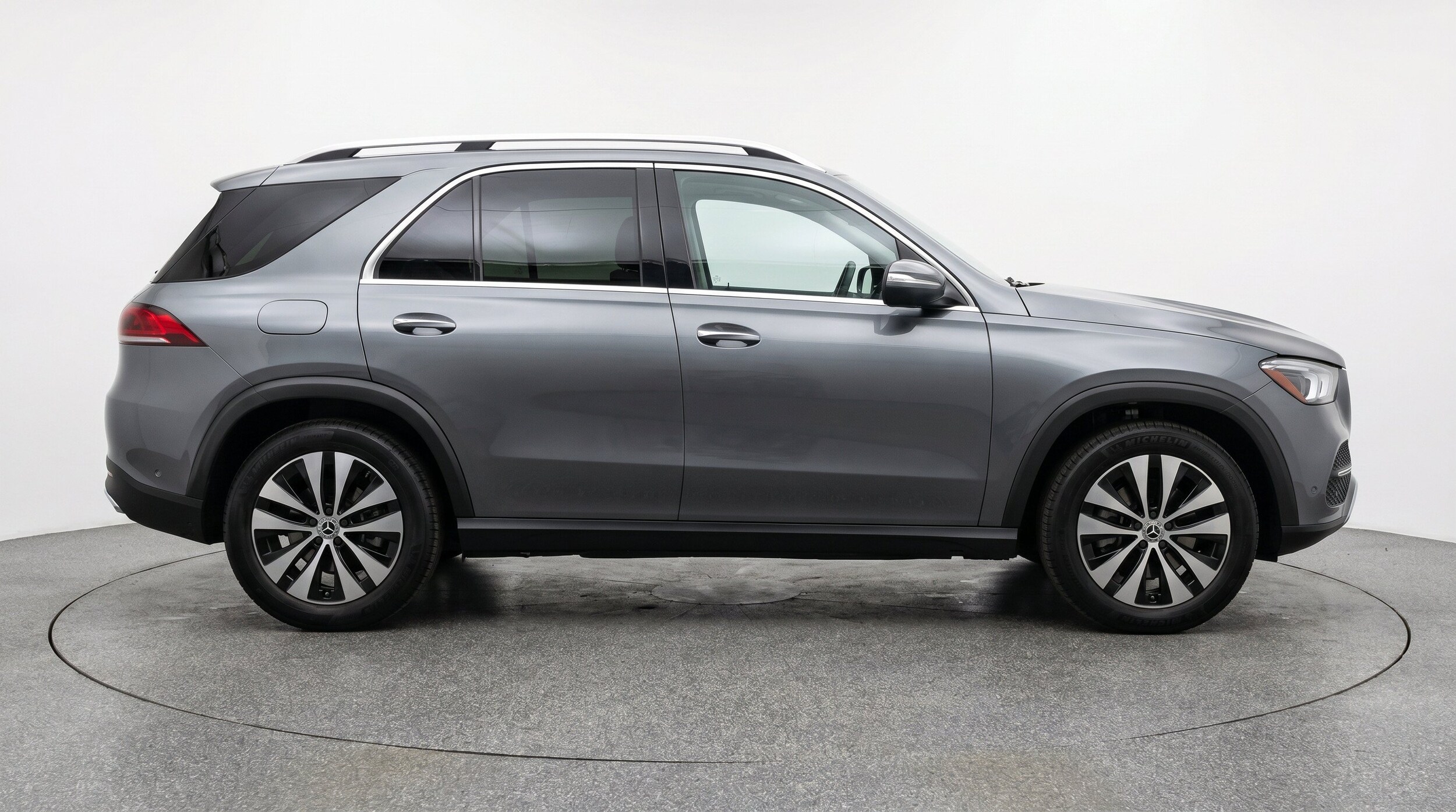 Thumbnail: 2026 Mercedes-Benz GLE - 11