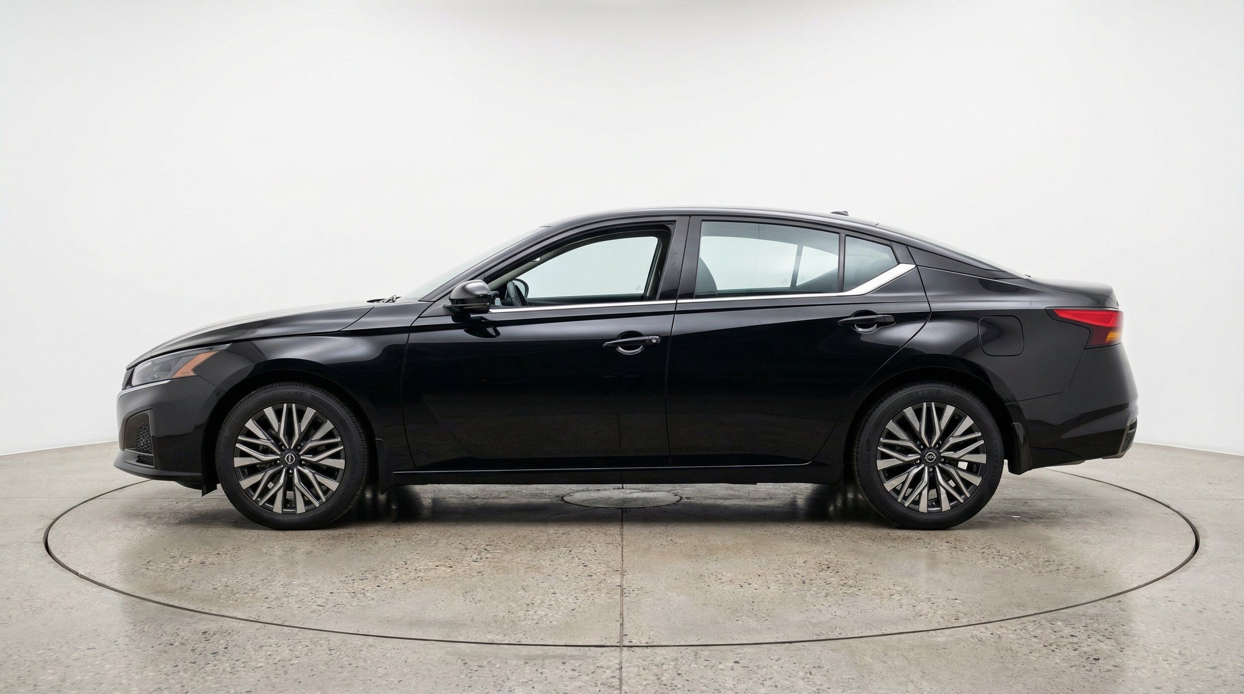 Thumbnail: 2026 Nissan Altima - 5