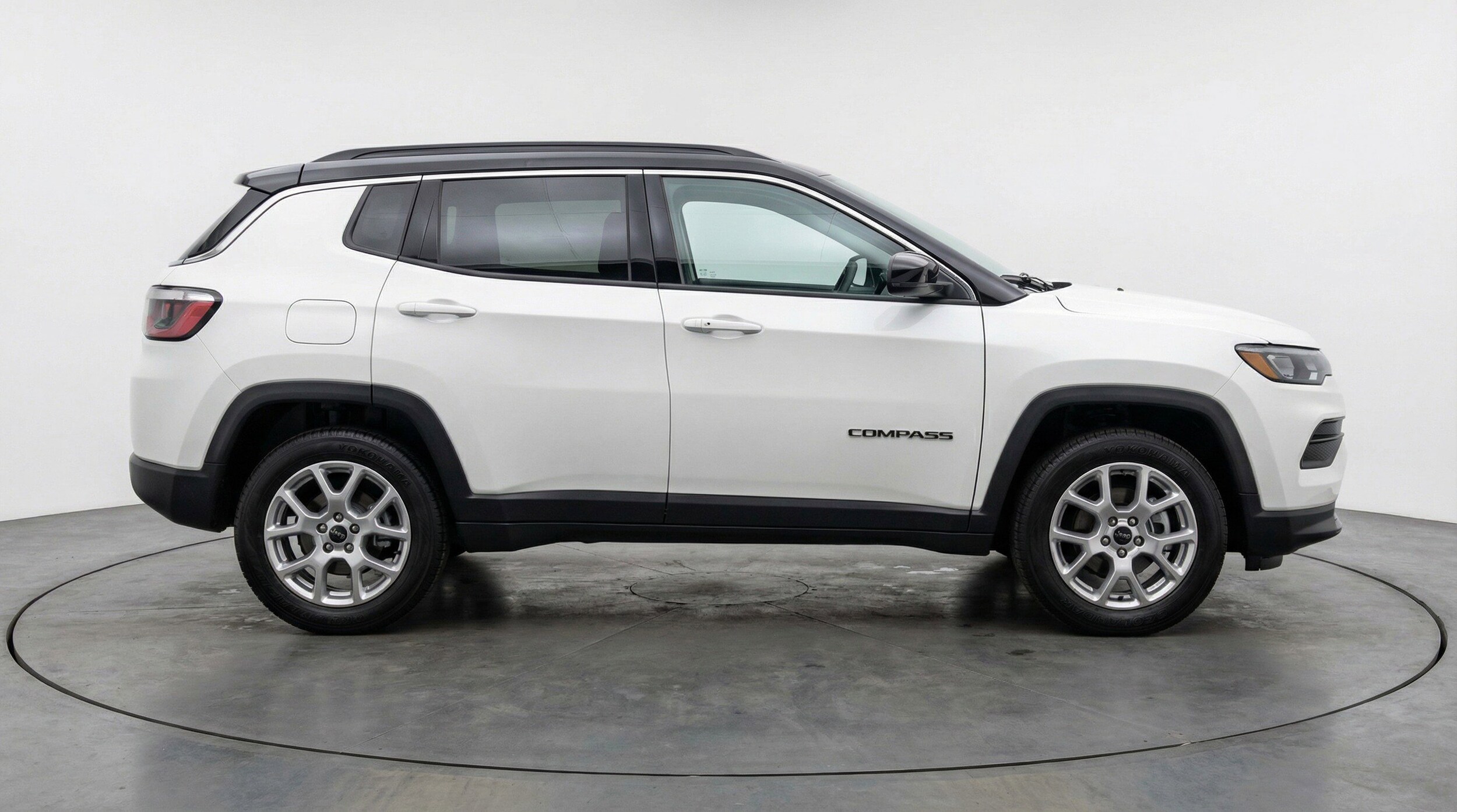 Thumbnail: 2025 Jeep Compass - 11