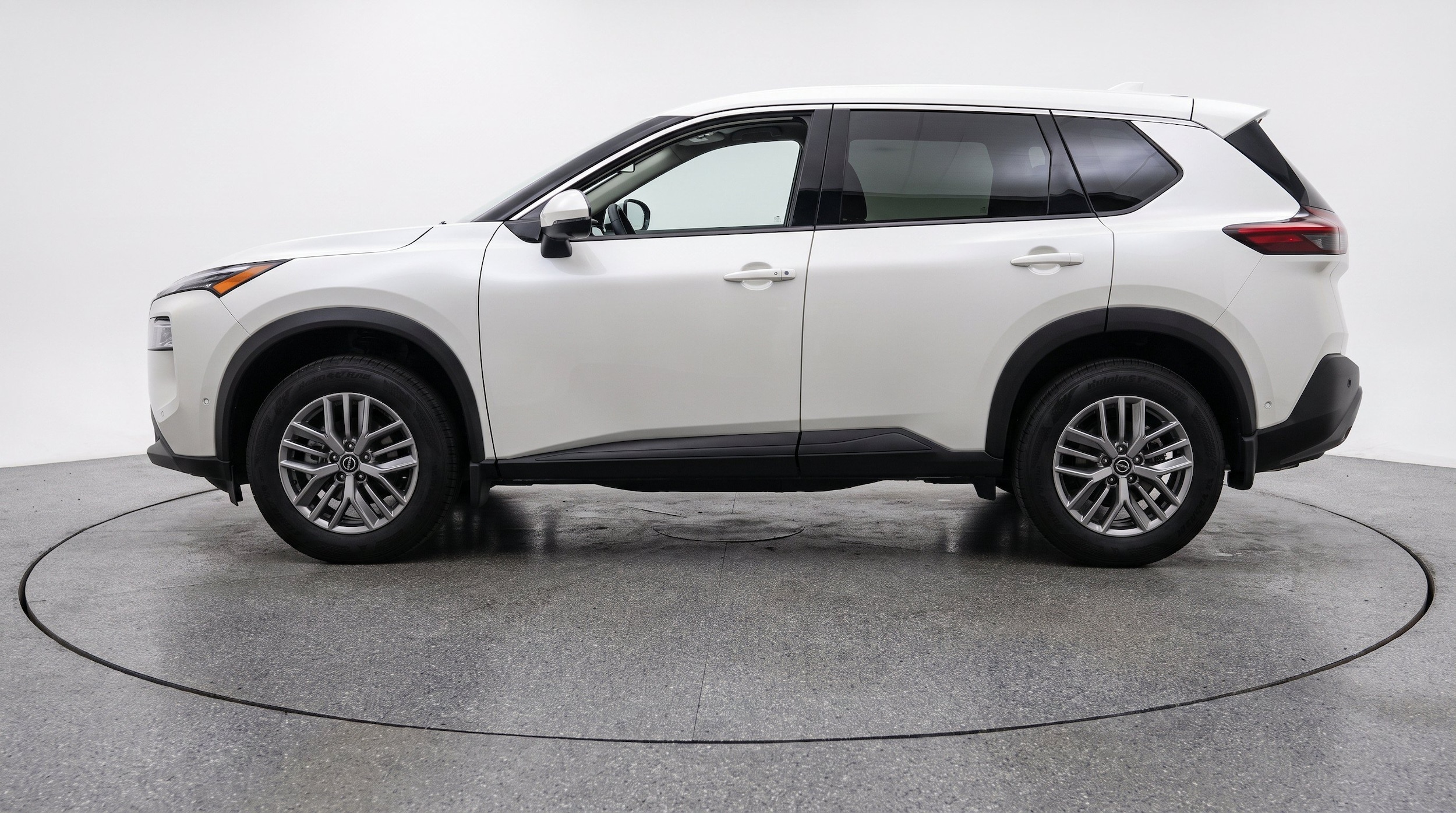 Thumbnail: 2026 Nissan Rogue - 5