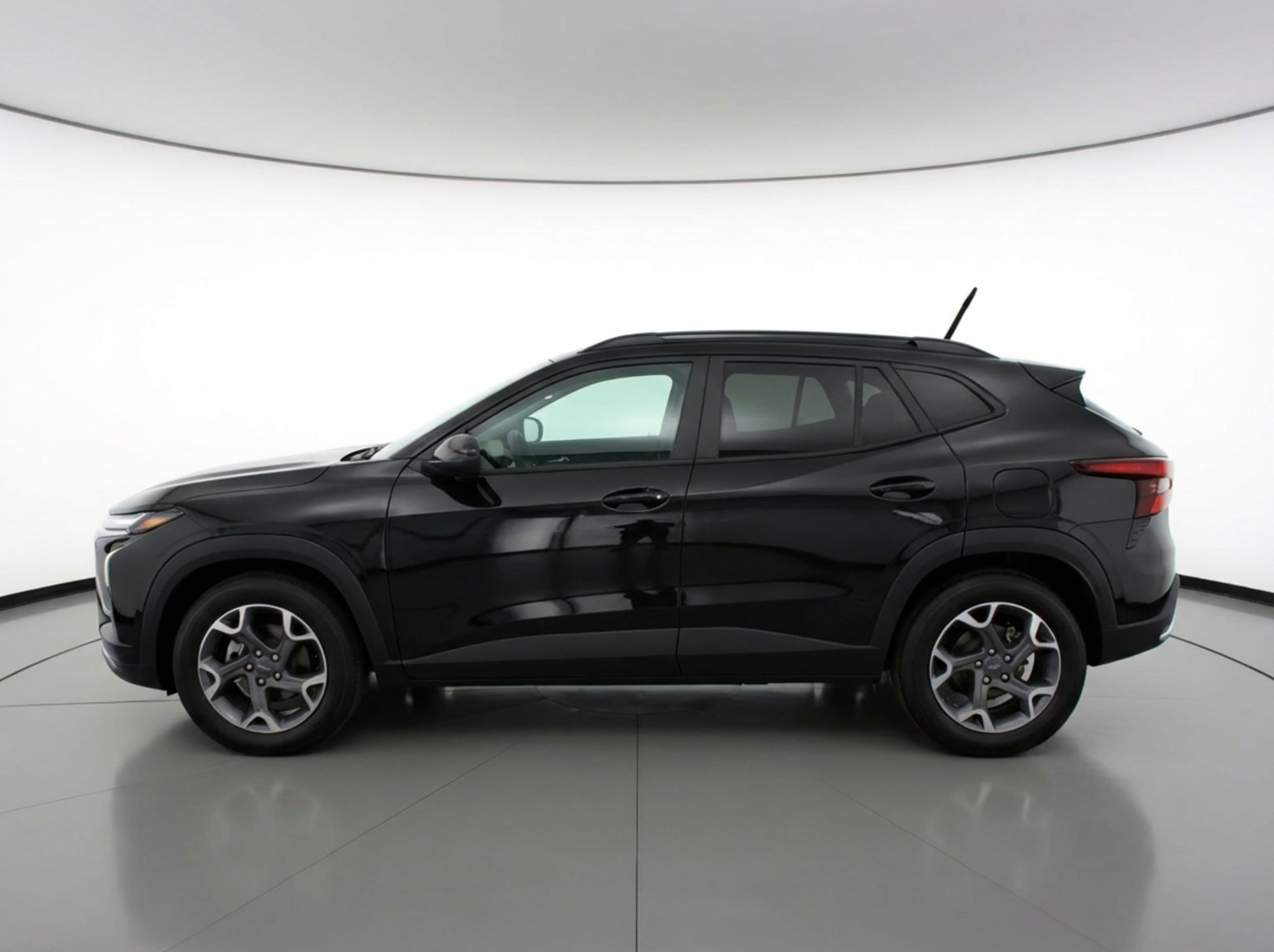 Thumbnail: 2025 Chevrolet Trax - 5