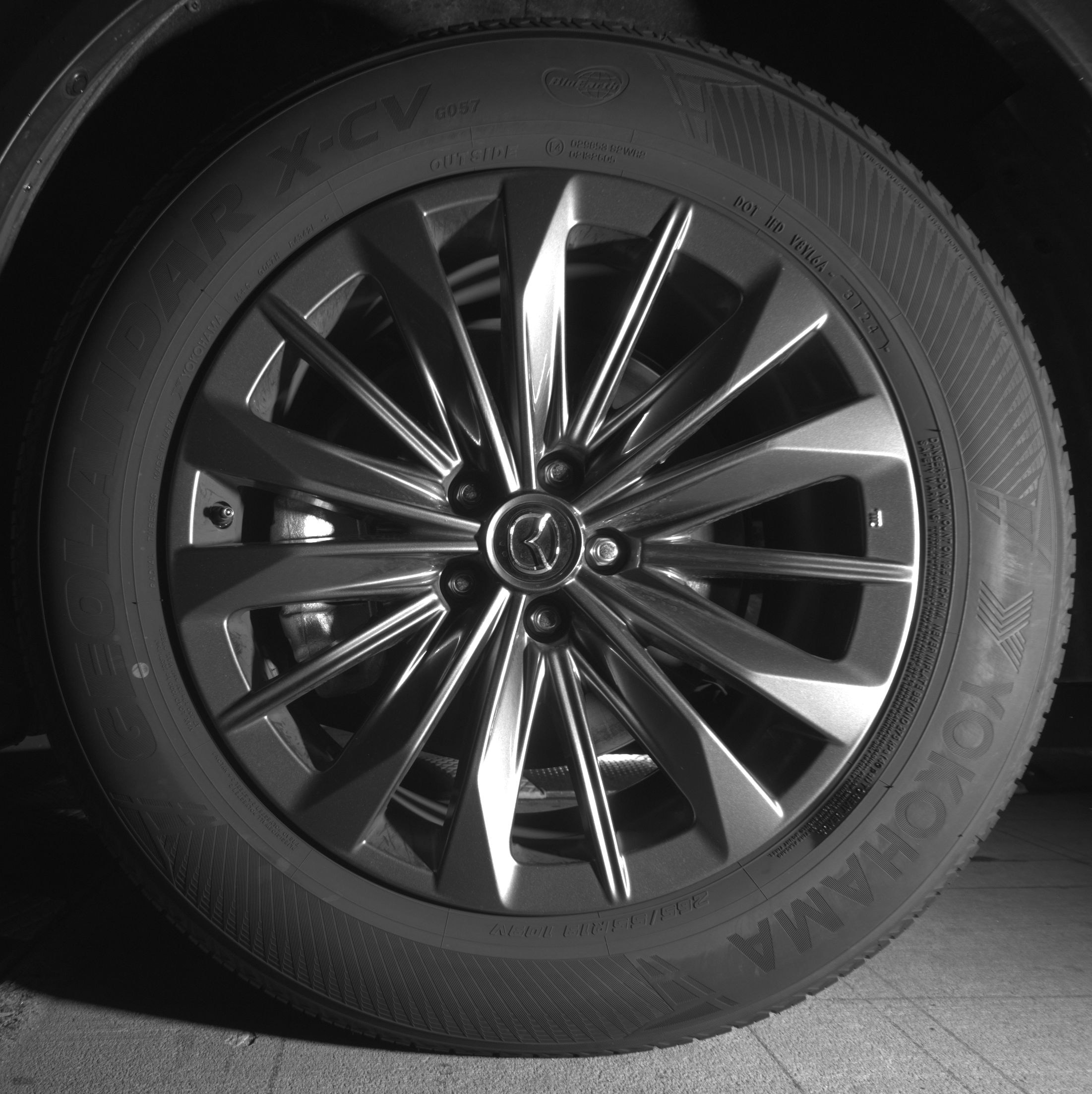 Thumbnail: 2025 Mazda CX-70 - 11