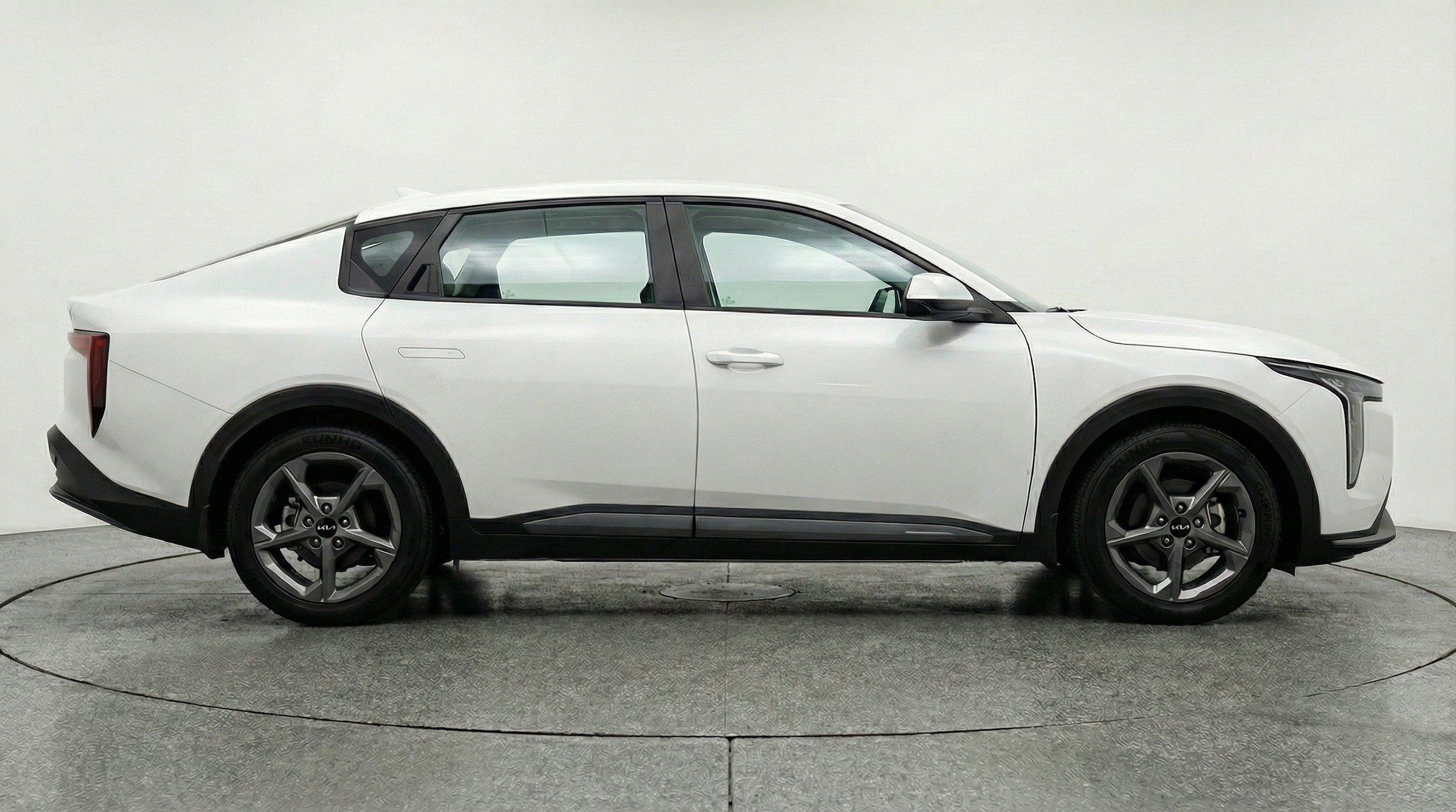 Thumbnail: 2025 Kia K4 - 11