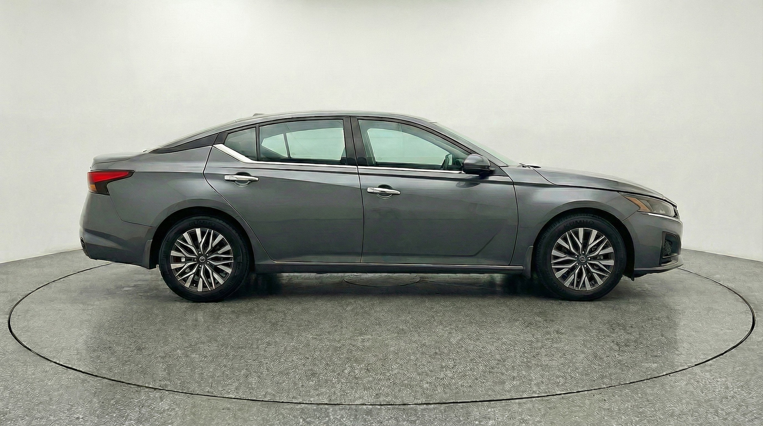 Thumbnail: 2025 Nissan Altima - 11