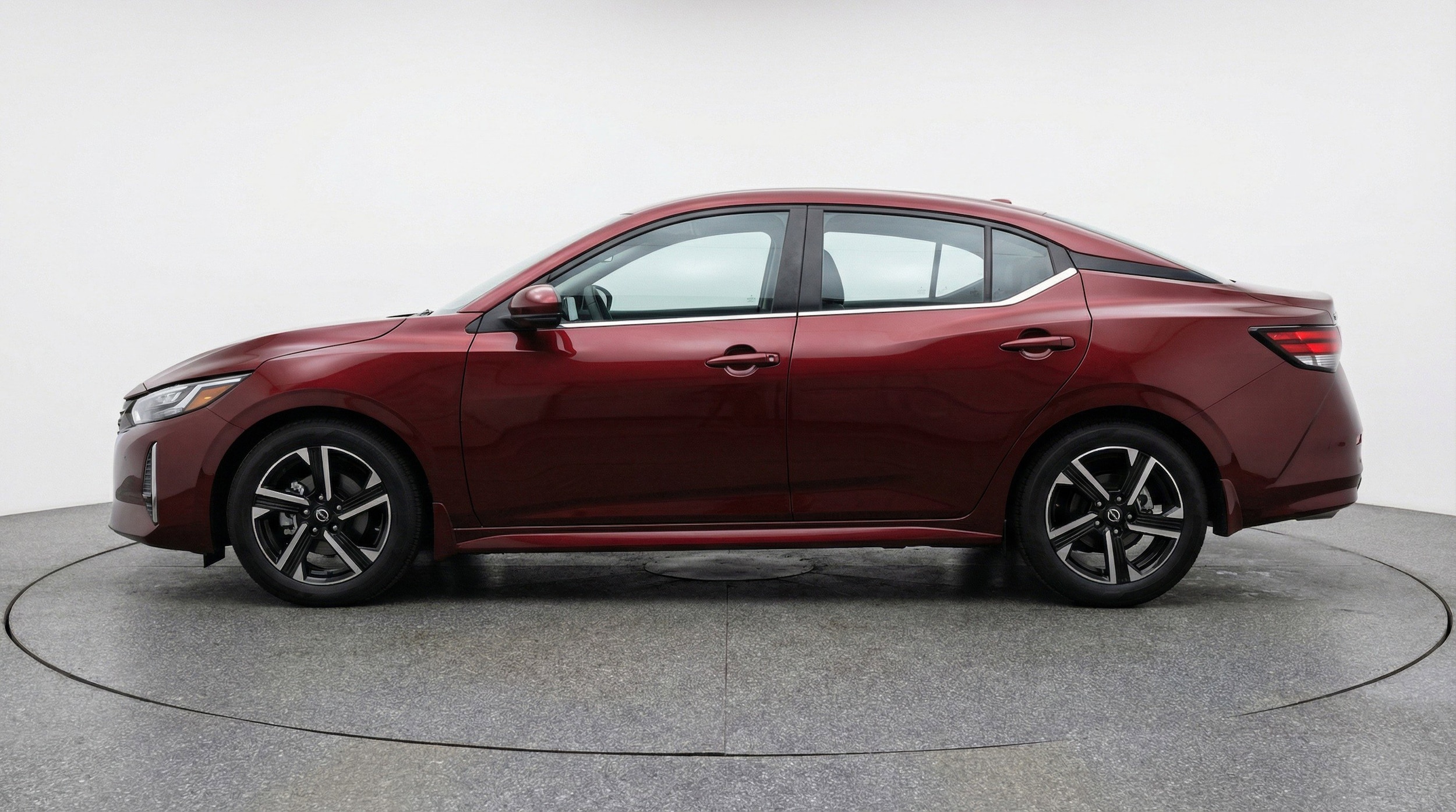 Thumbnail: 2025 Nissan Sentra - 5