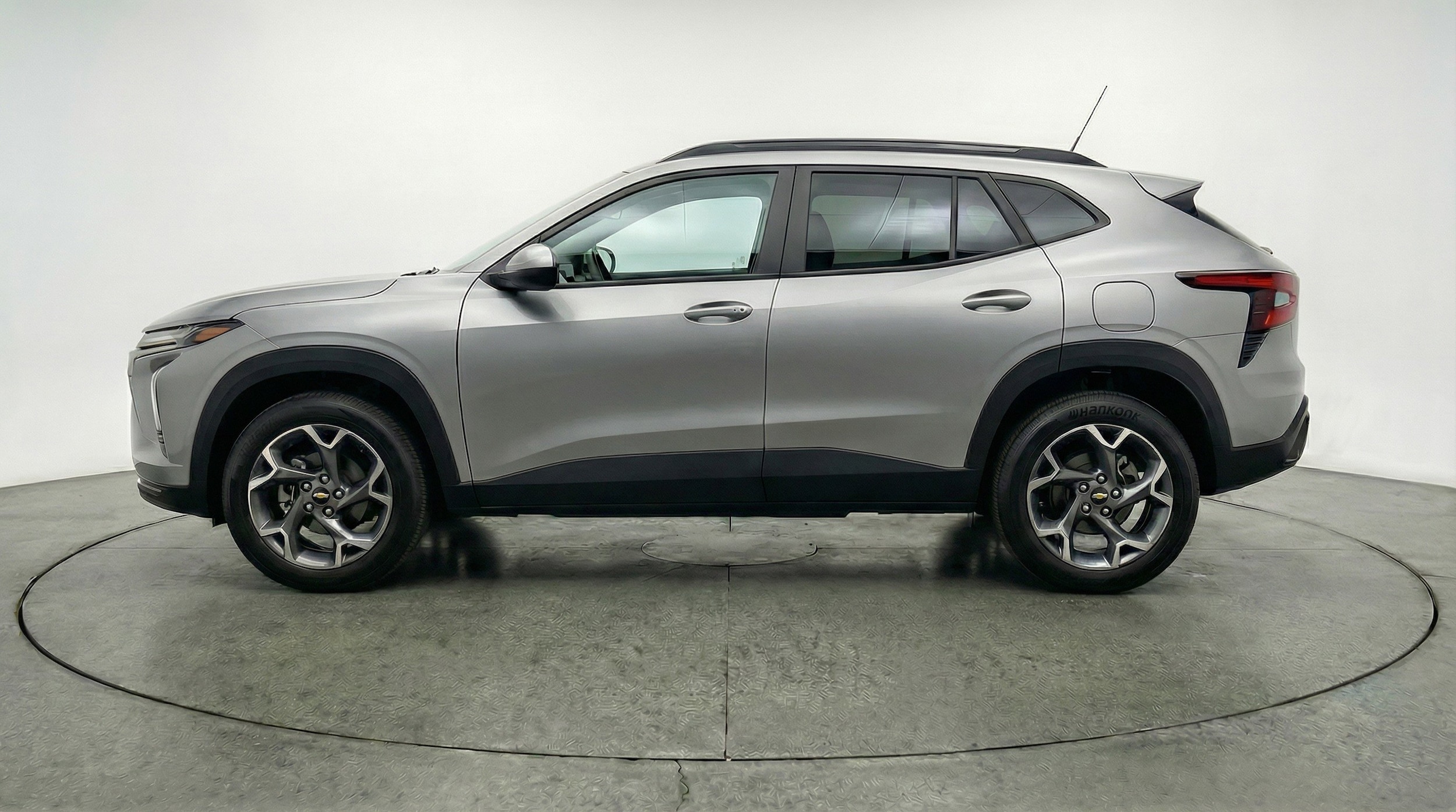 Thumbnail: 2025 Chevrolet Trax - 5