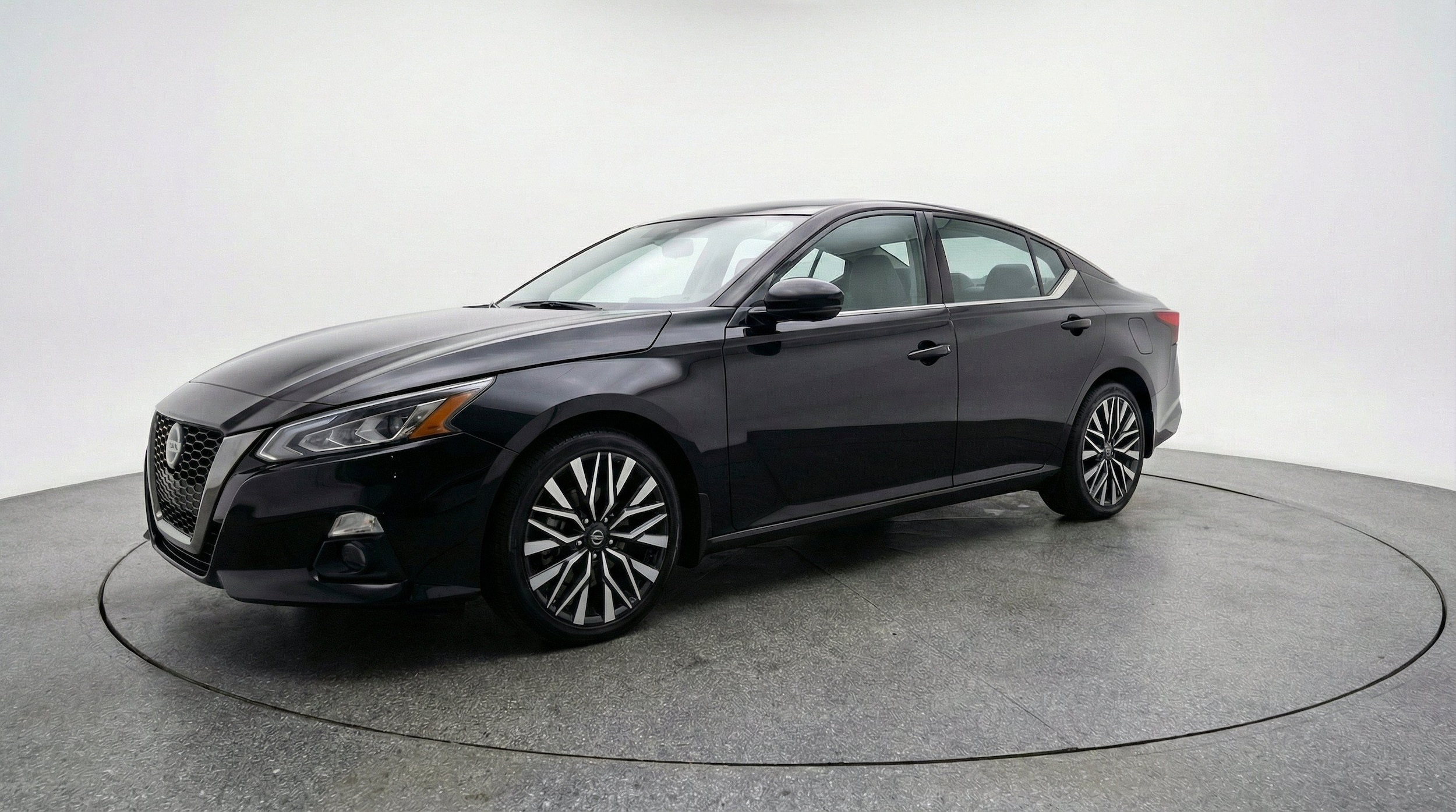 Thumbnail: 2026 Nissan Altima - 3