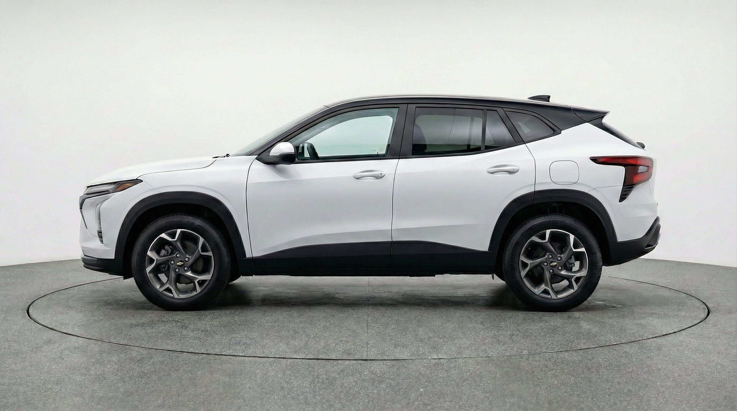 Thumbnail: 2025 Chevrolet Trax - 5