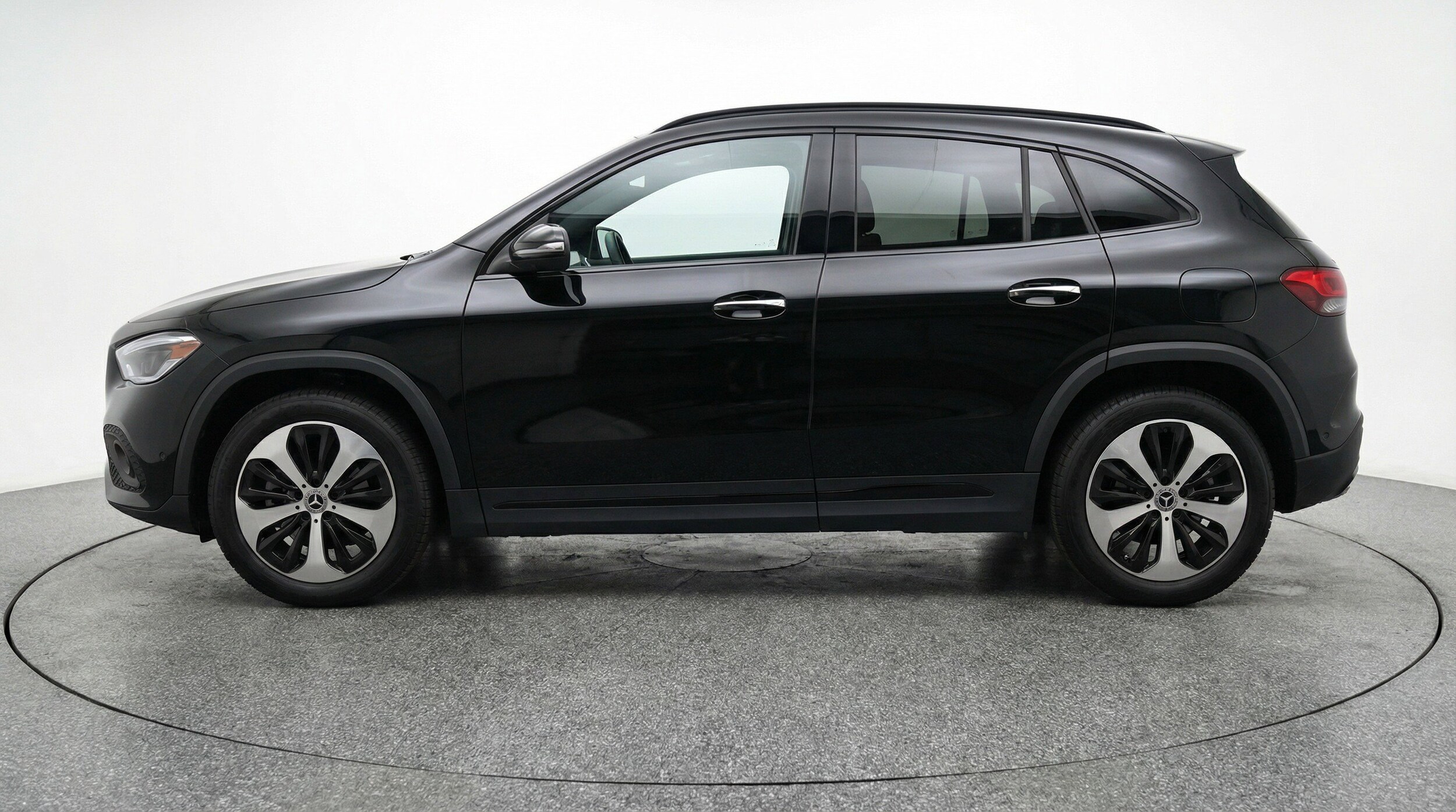 Thumbnail: 2025 Mercedes-Benz GLA - 5