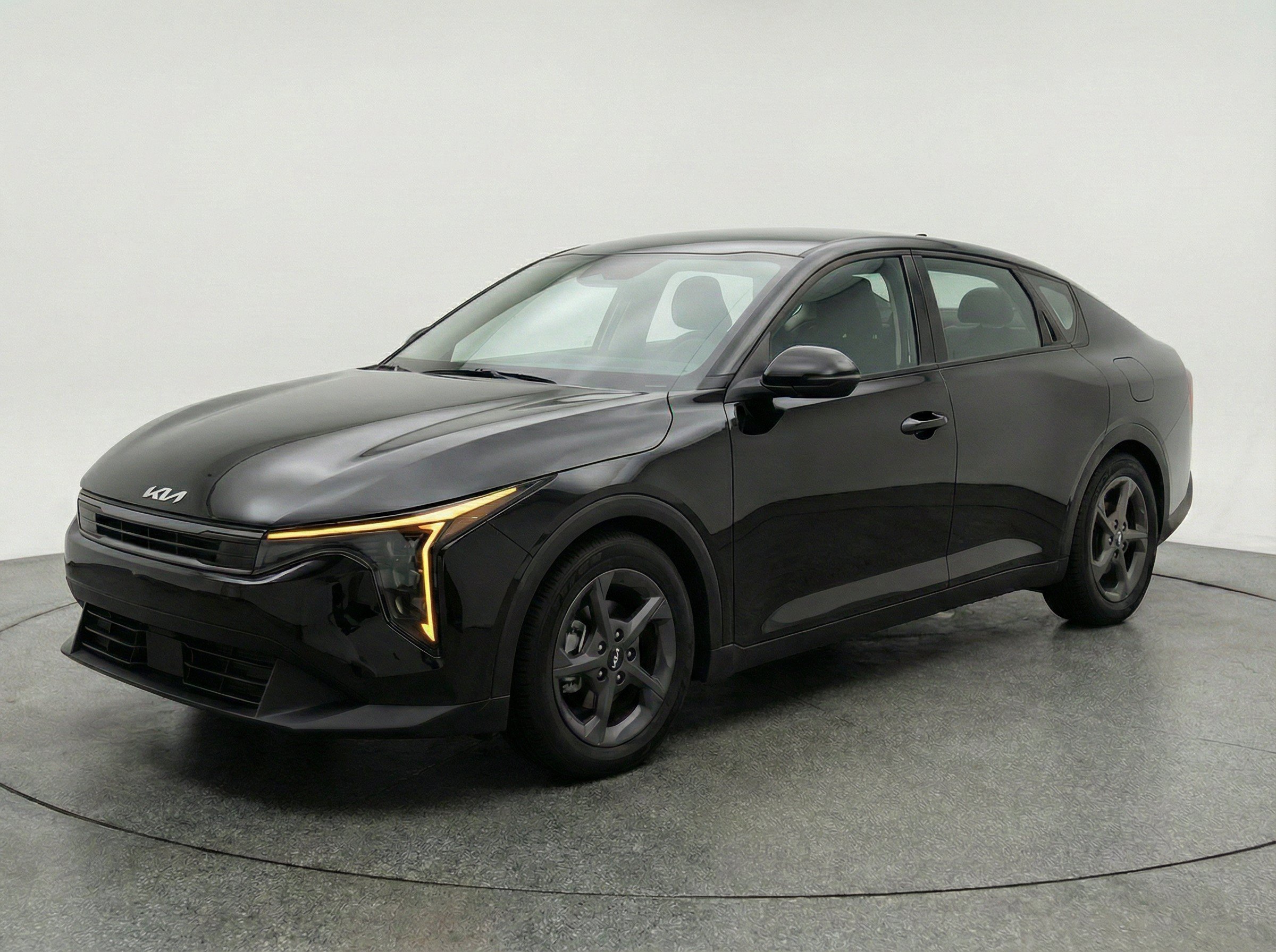 Thumbnail: 2025 Kia K4 - 3