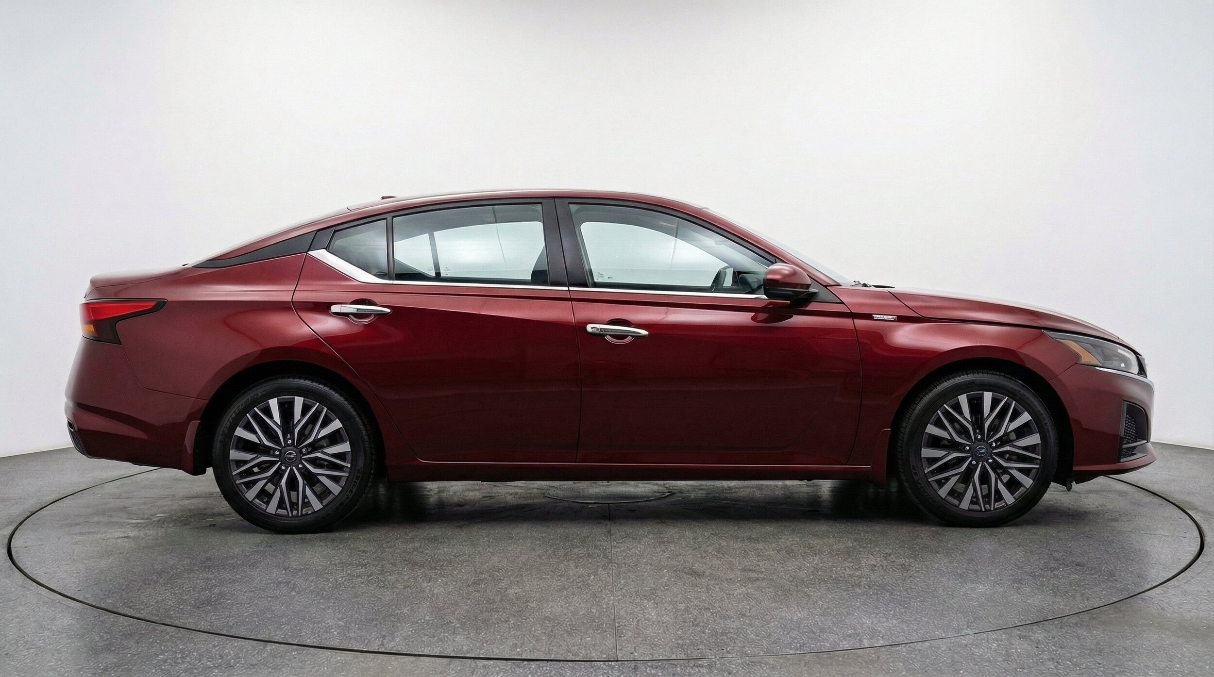 Thumbnail: 2025 Nissan Altima - 11