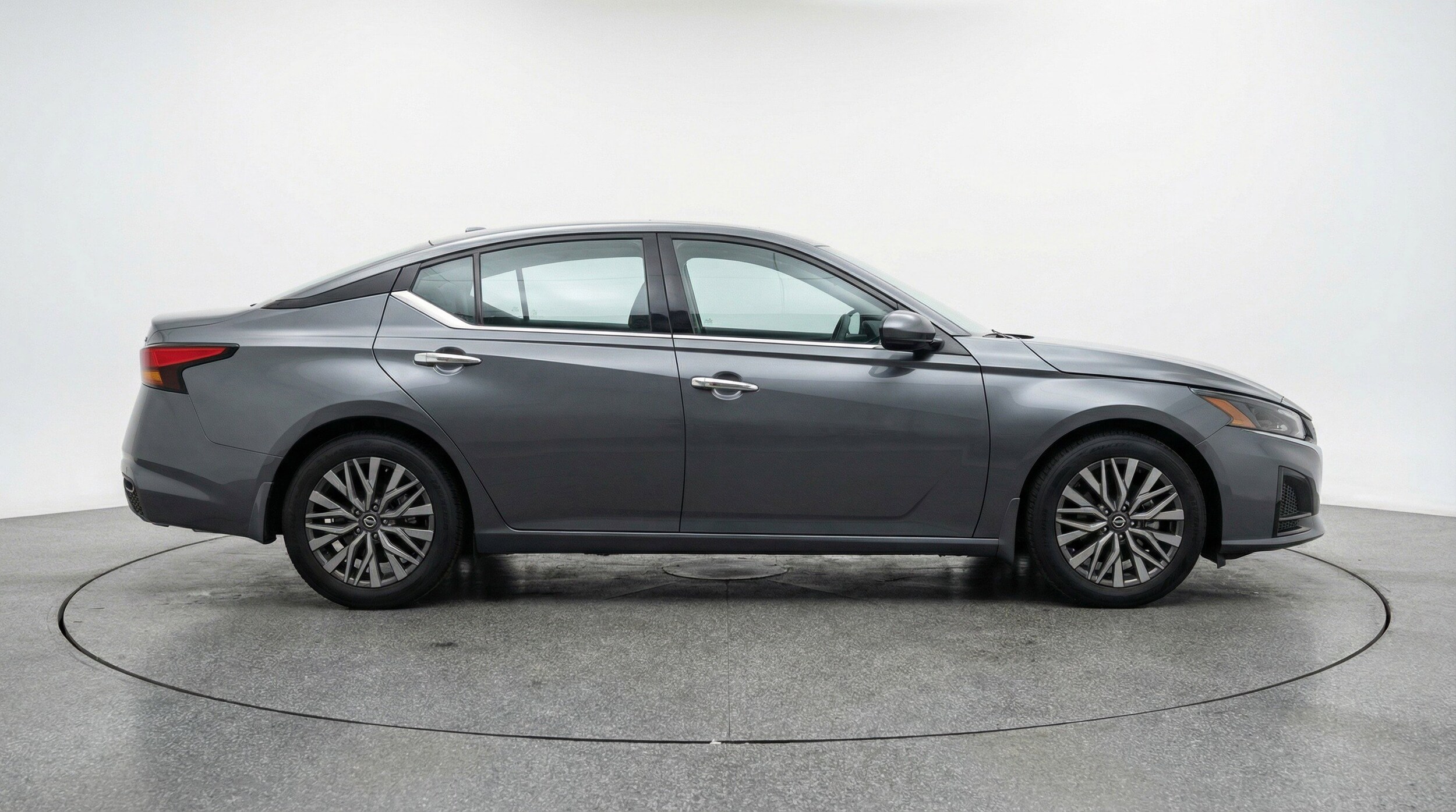 Thumbnail: 2025 Nissan Altima - 11
