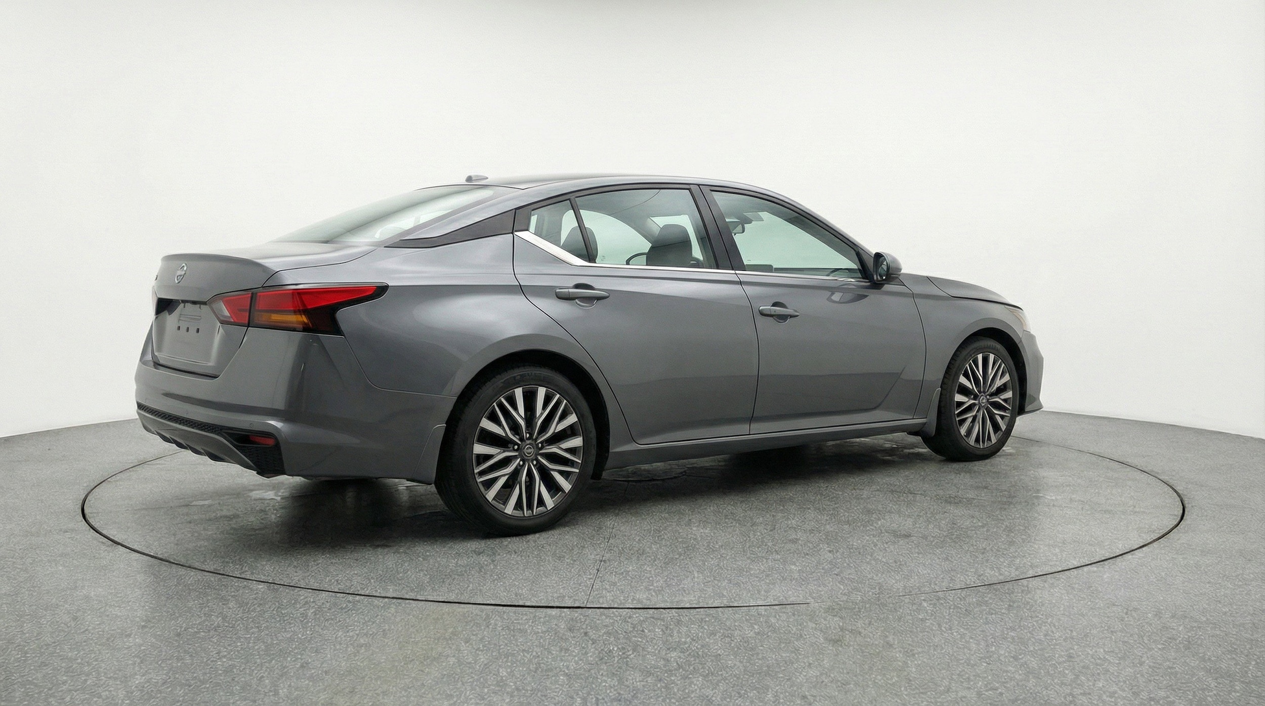 Thumbnail: 2025 Nissan Altima - 9