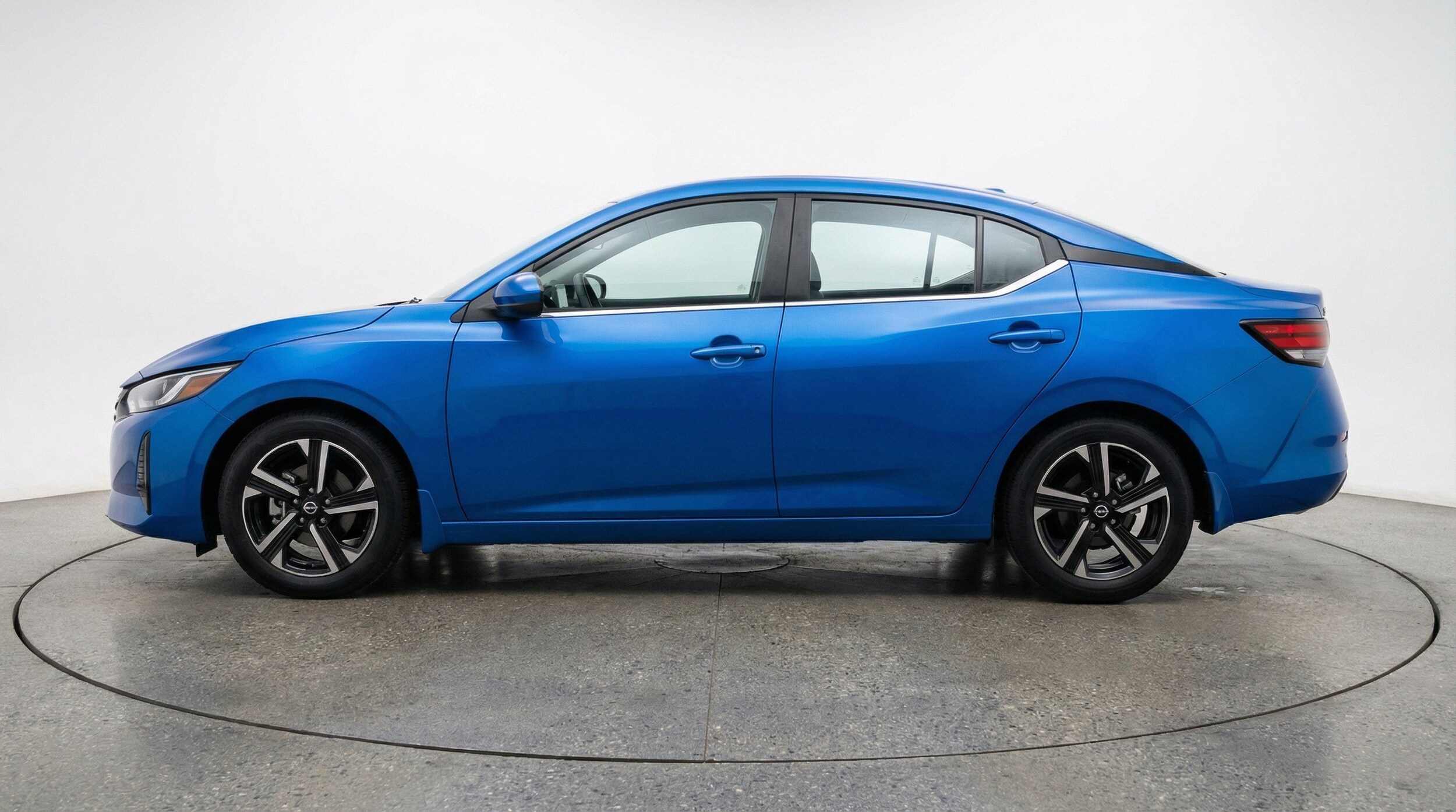 Thumbnail: 2025 Nissan Sentra - 5