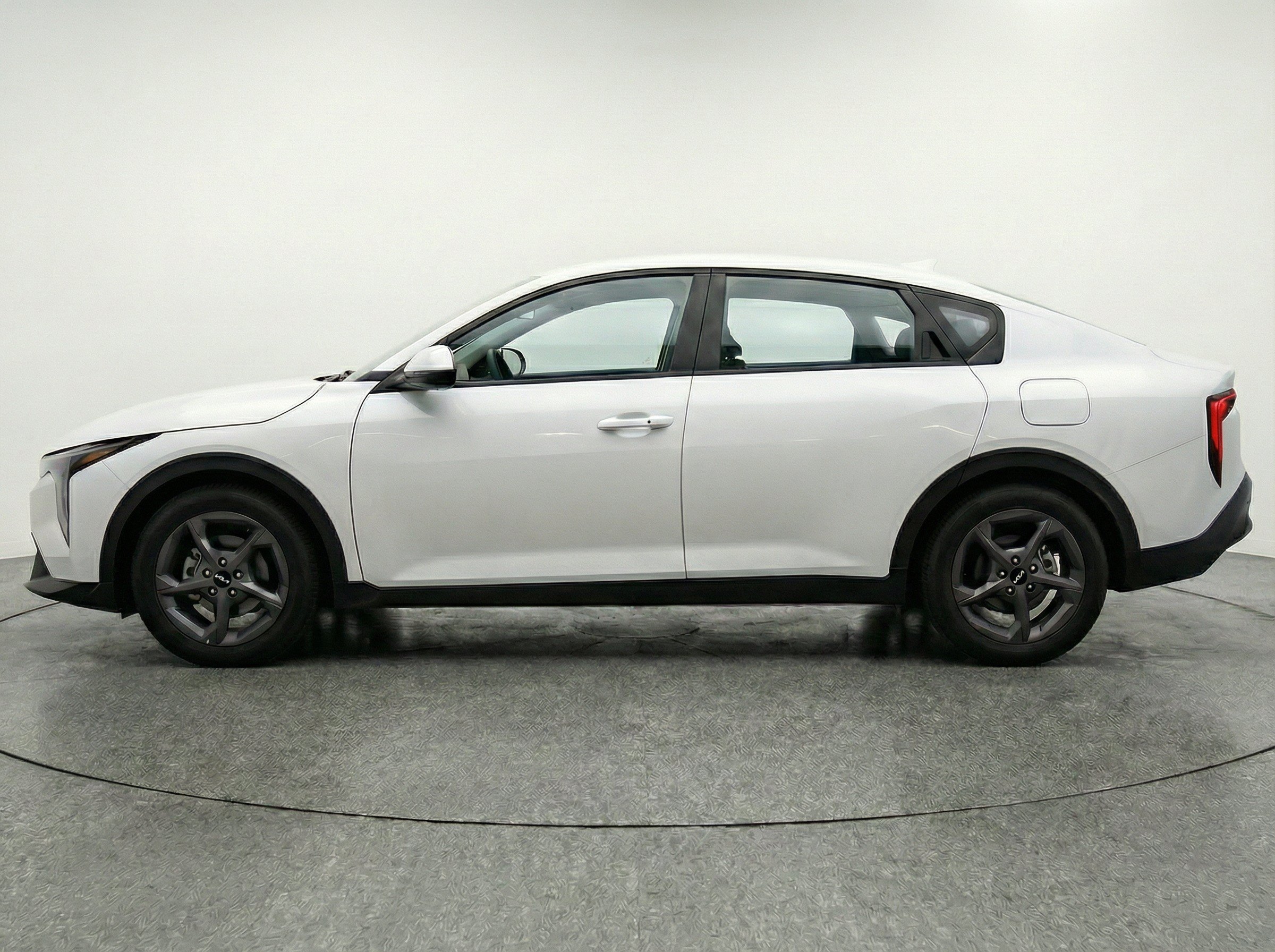 Thumbnail: 2025 Kia K4 - 5