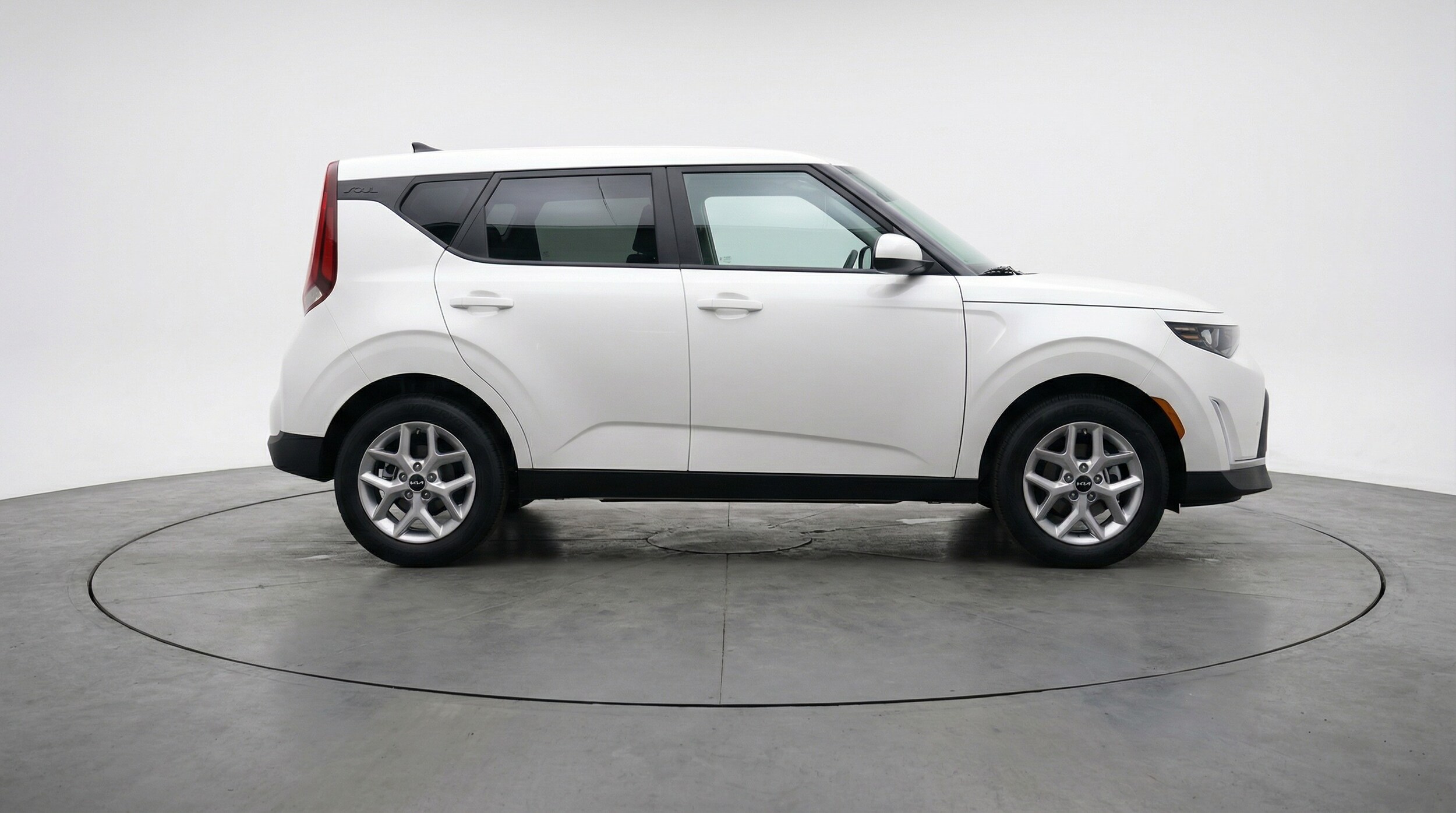 Thumbnail: 2025 Kia Soul - 8