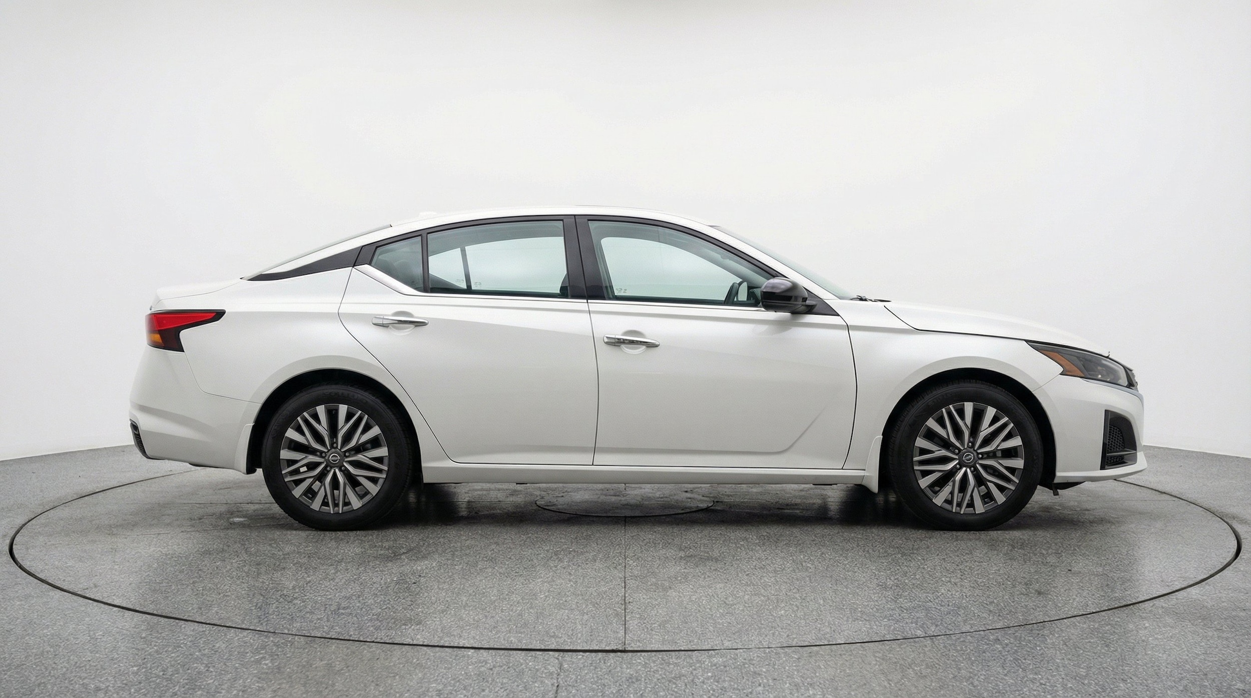 Thumbnail: 2025 Nissan Altima - 11