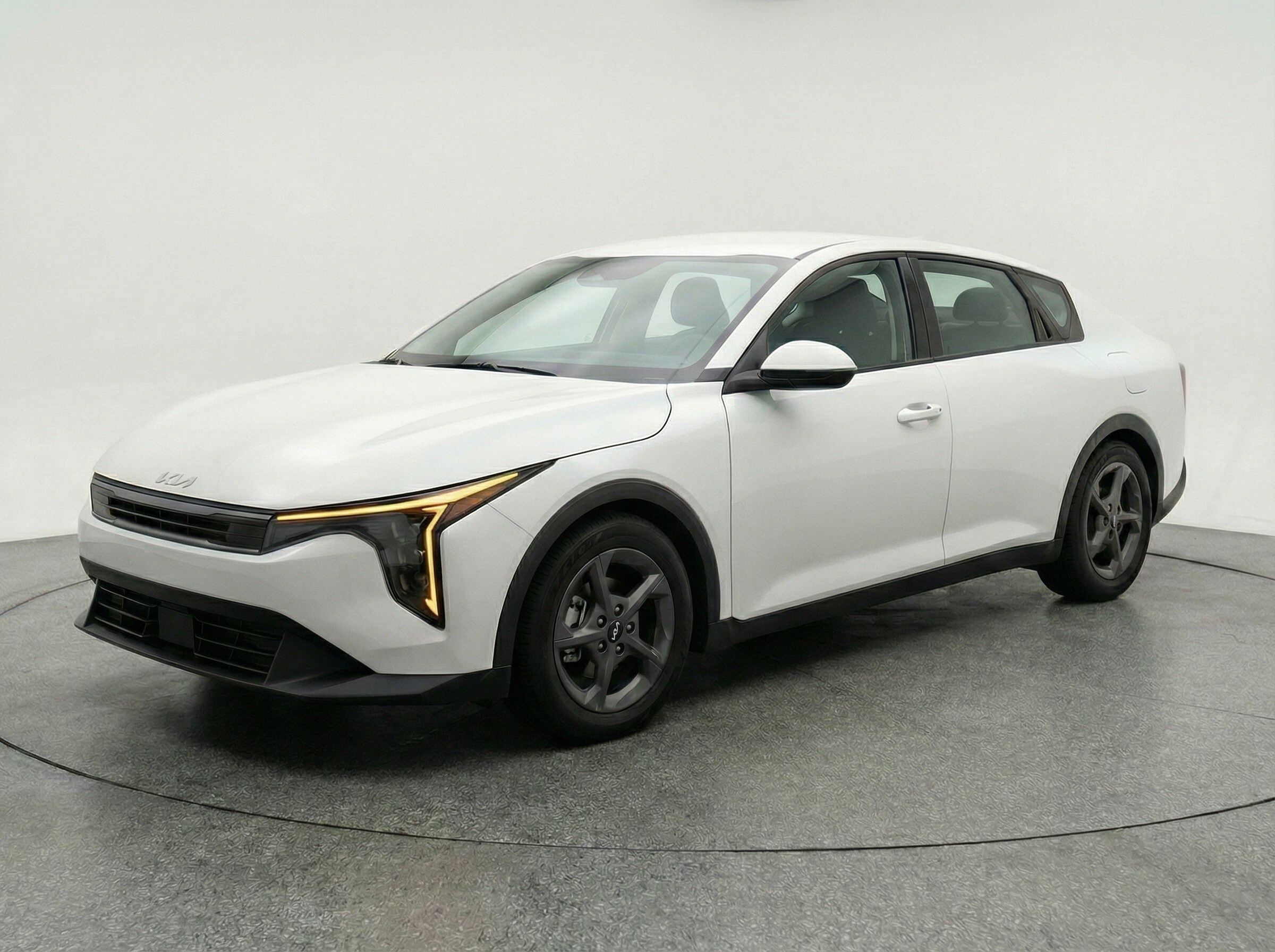 Thumbnail: 2025 Kia K4 - 3