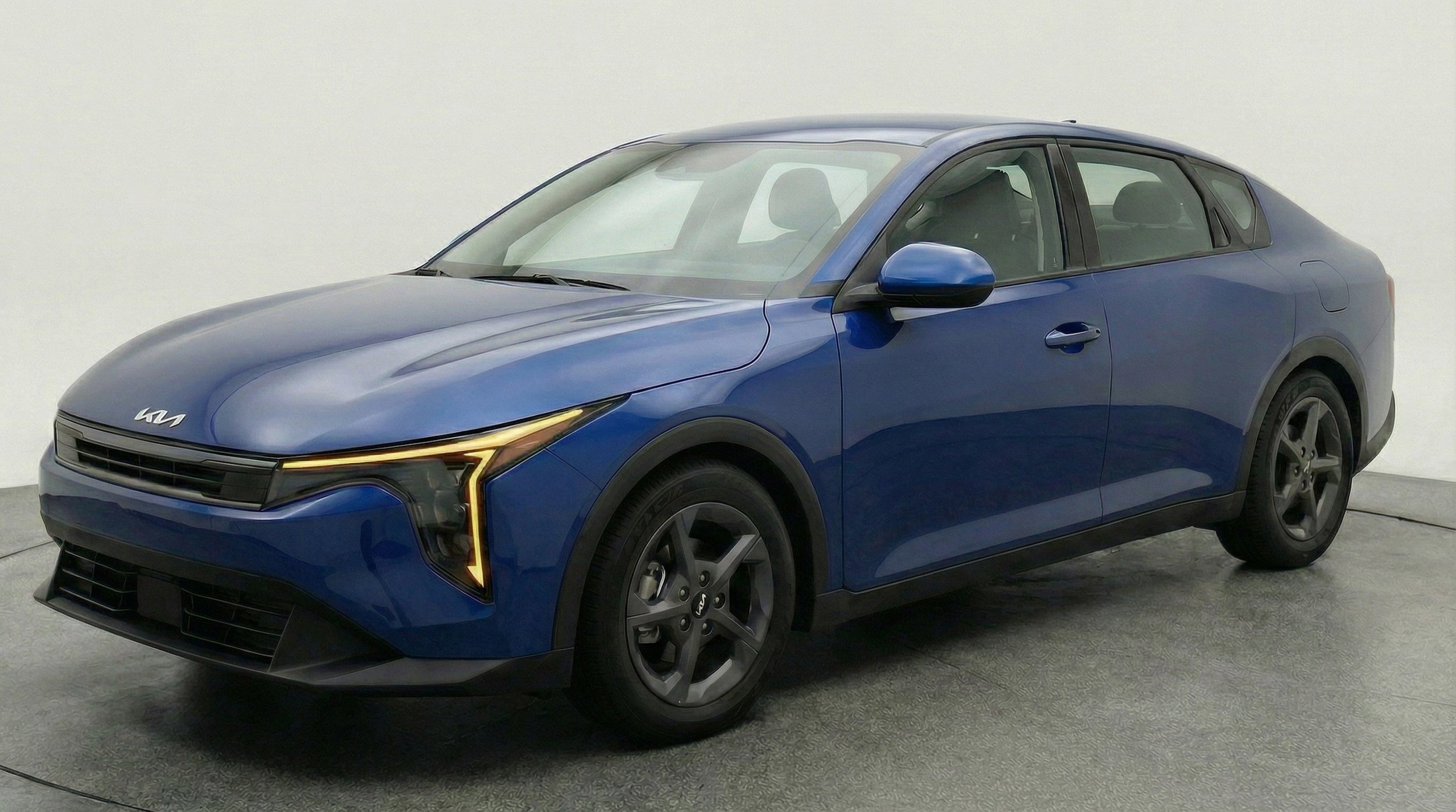 Thumbnail: 2025 Kia K4 - 3