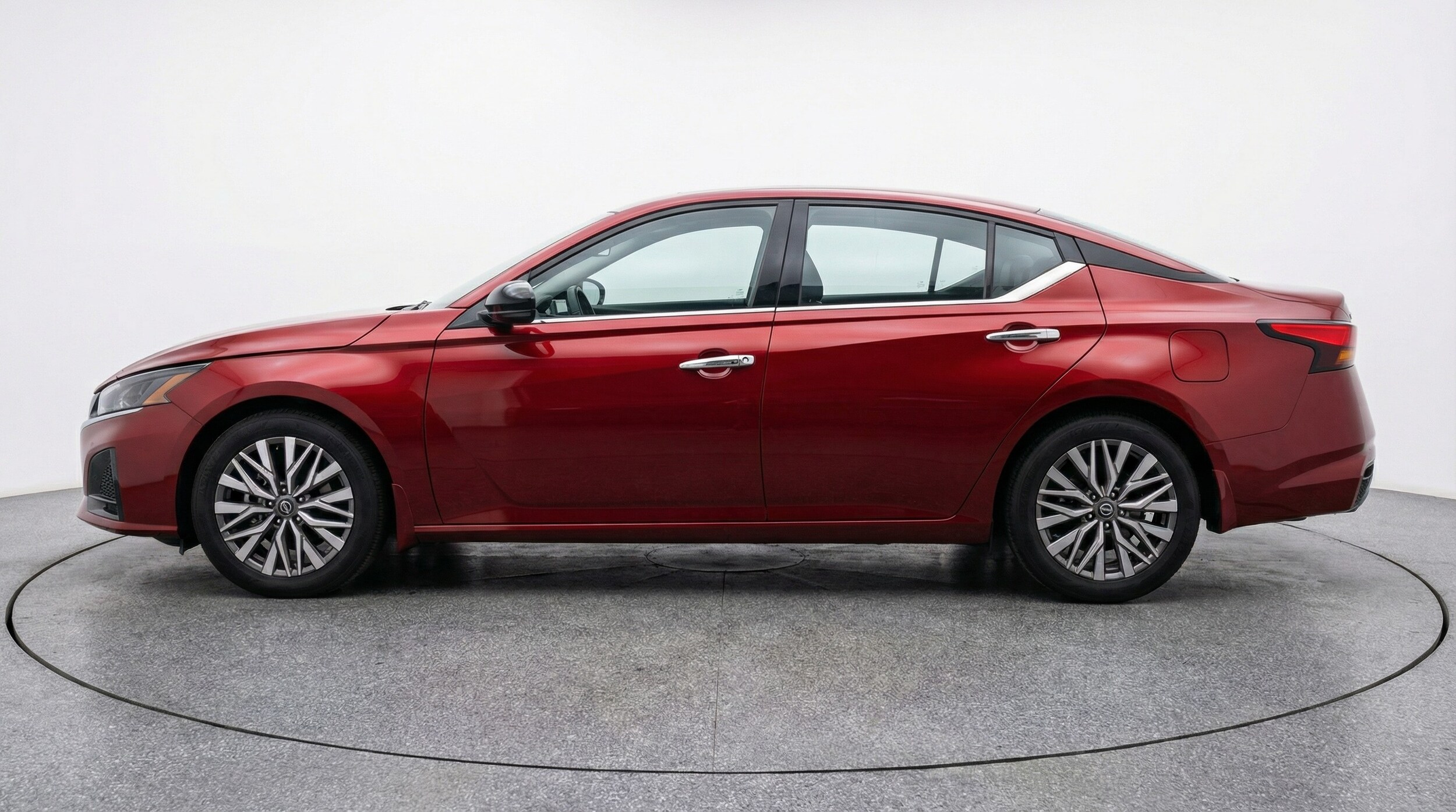 Thumbnail: 2025 Nissan Altima - 4