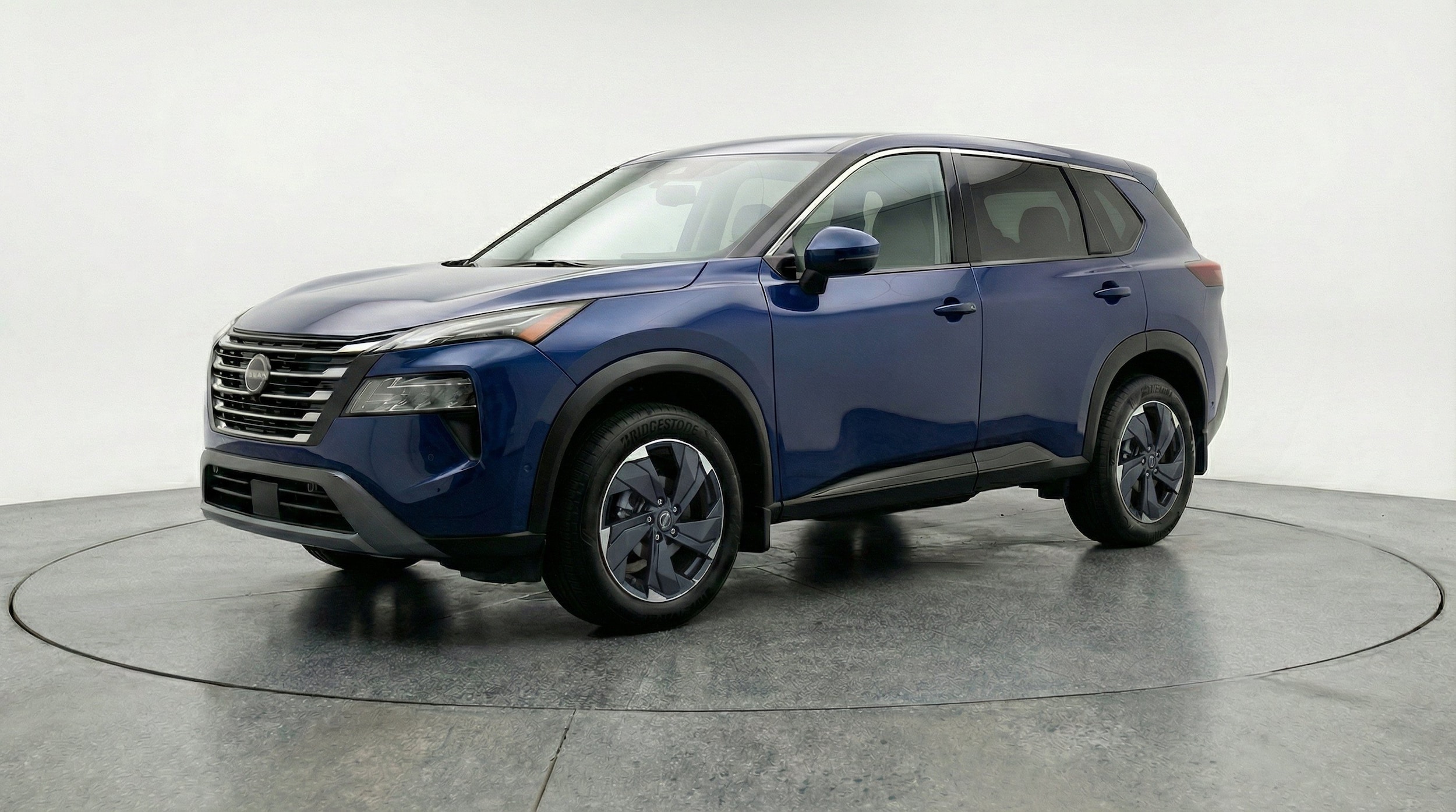 Thumbnail: 2026 Nissan Rogue - 3
