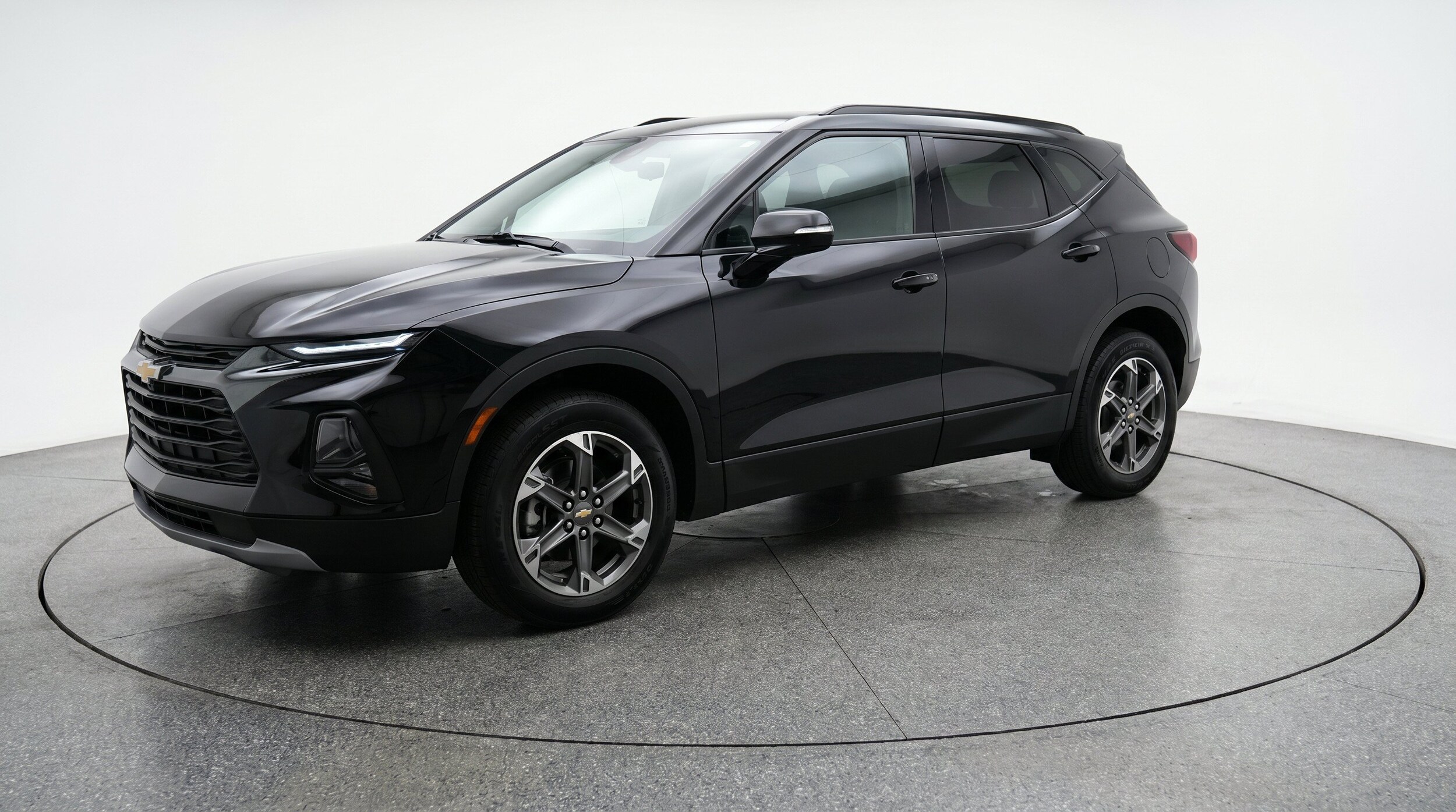Thumbnail: 2025 Chevrolet Blazer - 3