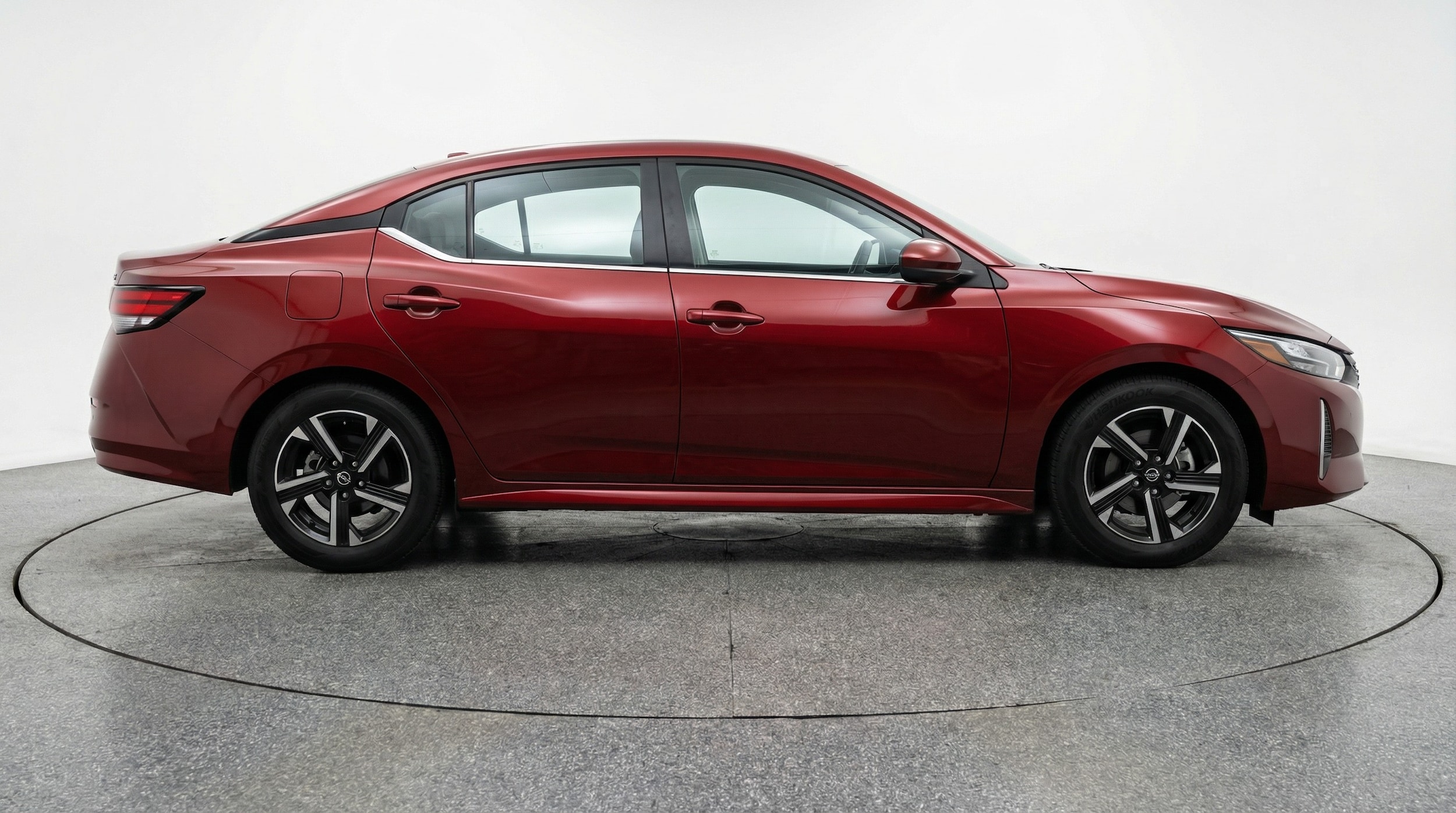 Thumbnail: 2025 Nissan Sentra - 8