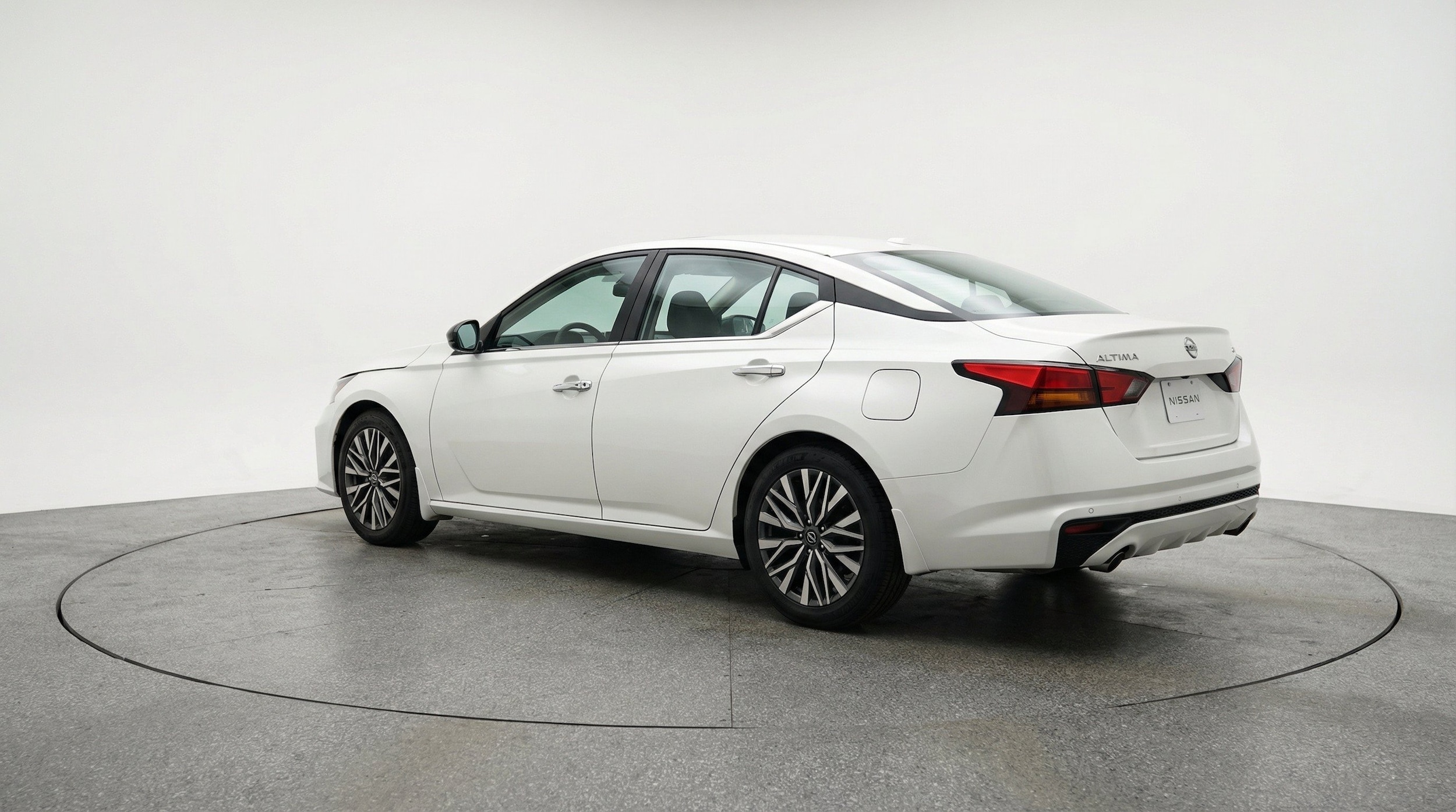 Thumbnail: 2025 Nissan Altima - 6