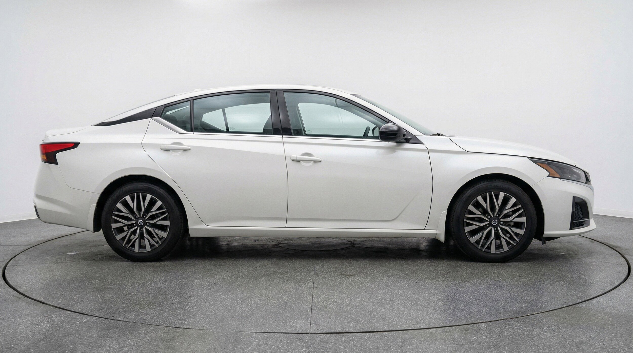 Thumbnail: 2025 Nissan Altima - 11