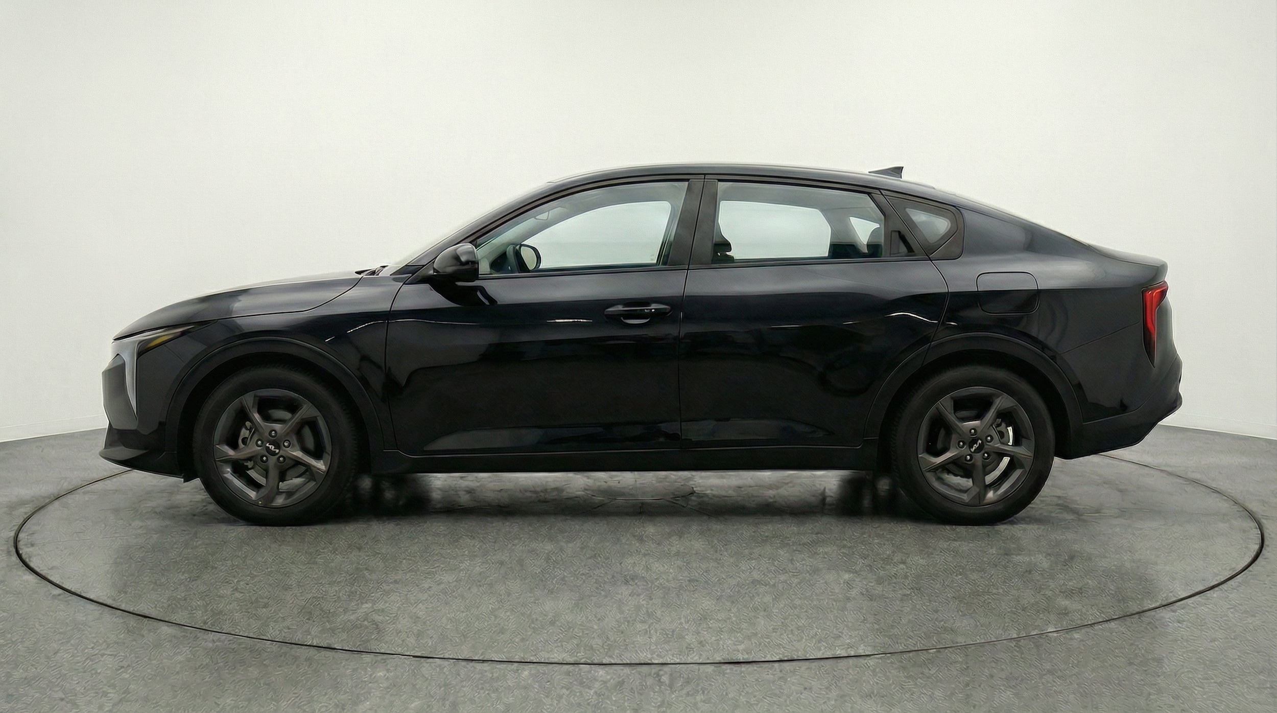 Thumbnail: 2025 Kia K4 - 4