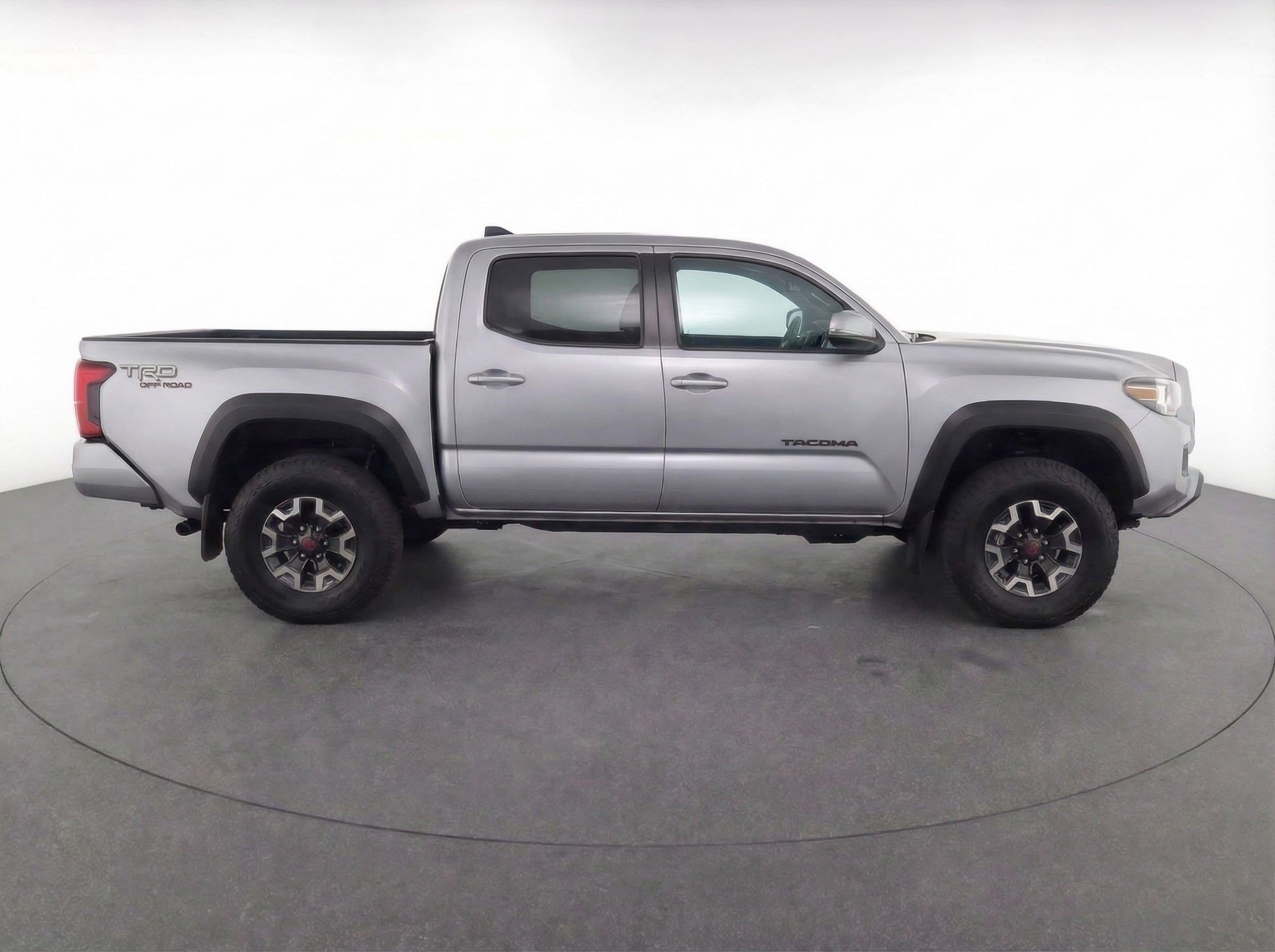 Thumbnail: 2025 Toyota Tacoma - 11