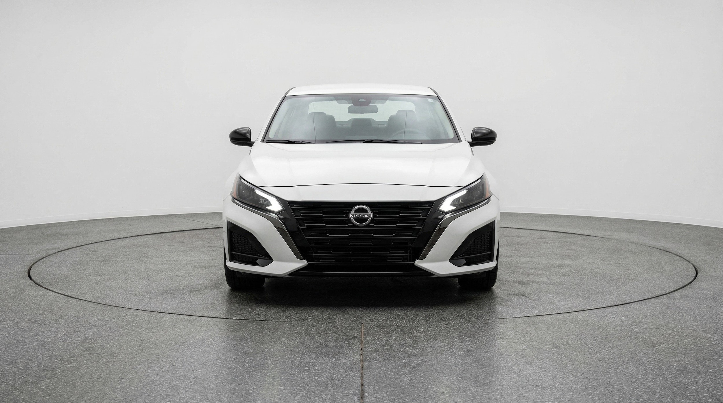 Thumbnail: 2025 Nissan Altima - 2